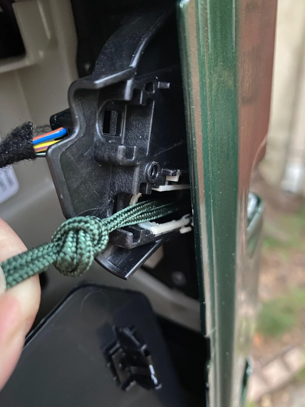 Ford Bronco How to Make an Emergency Release Handle for Inside of Swing Gate dTcY1FWz11LMLczSgghc9ApIpihKmYdHaRjFQ3T04mMDsB5jIA