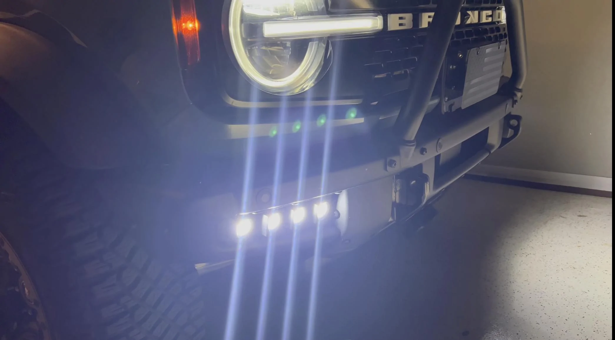 Ford Bronco Fog light/ditch light choice IMG_6620
