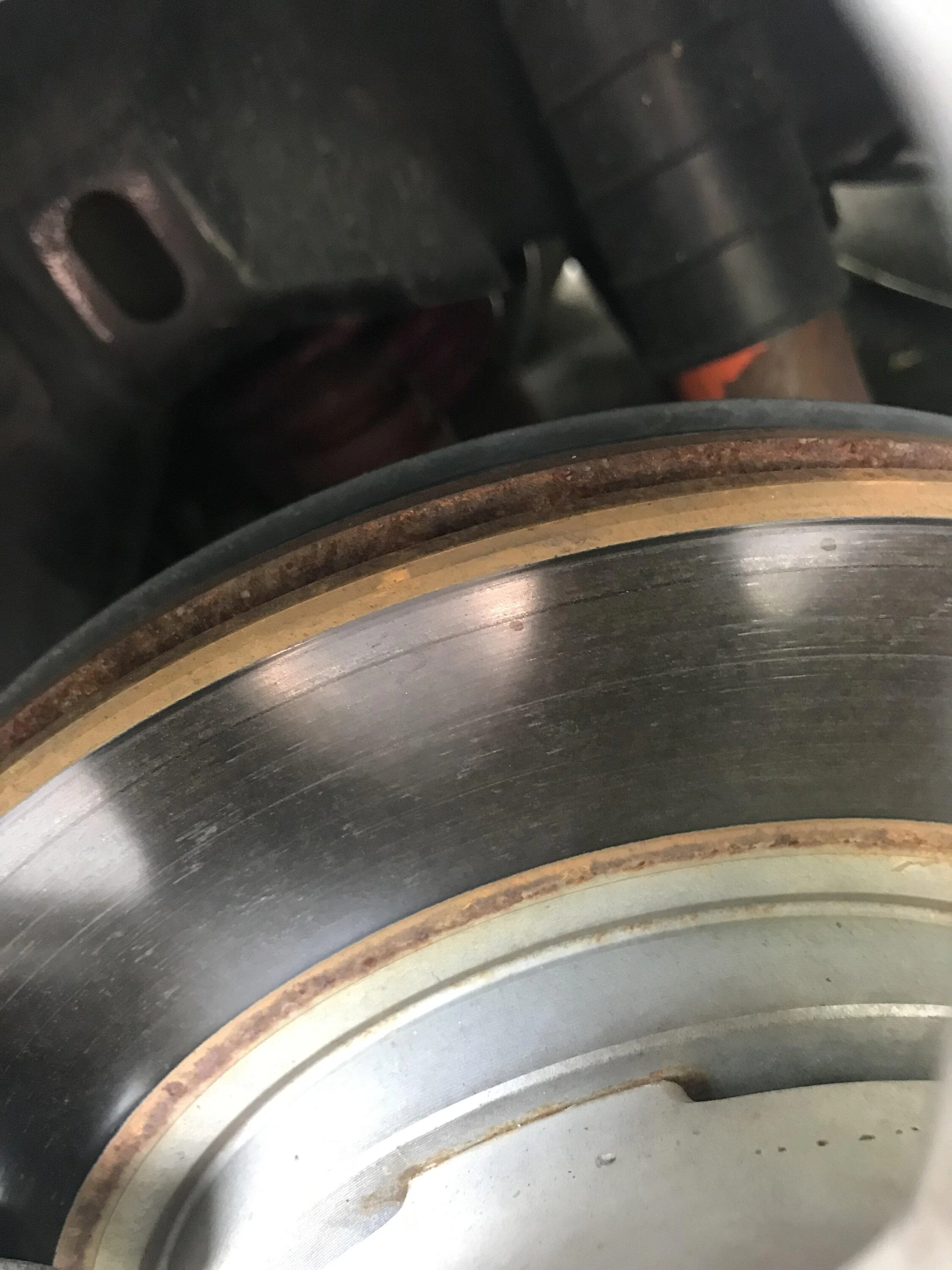 Ford Bronco Rusted Hubs(?) 09CA2260-2BB5-4A6C-B695-7B67F97B0332