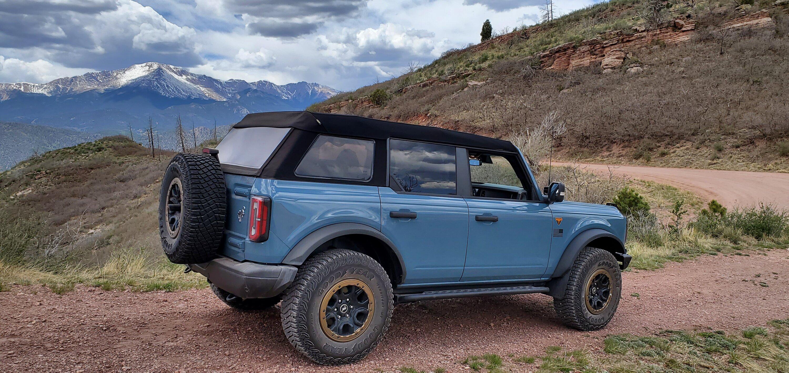 Ford Bronco Trek Top Logo 20220604_123326