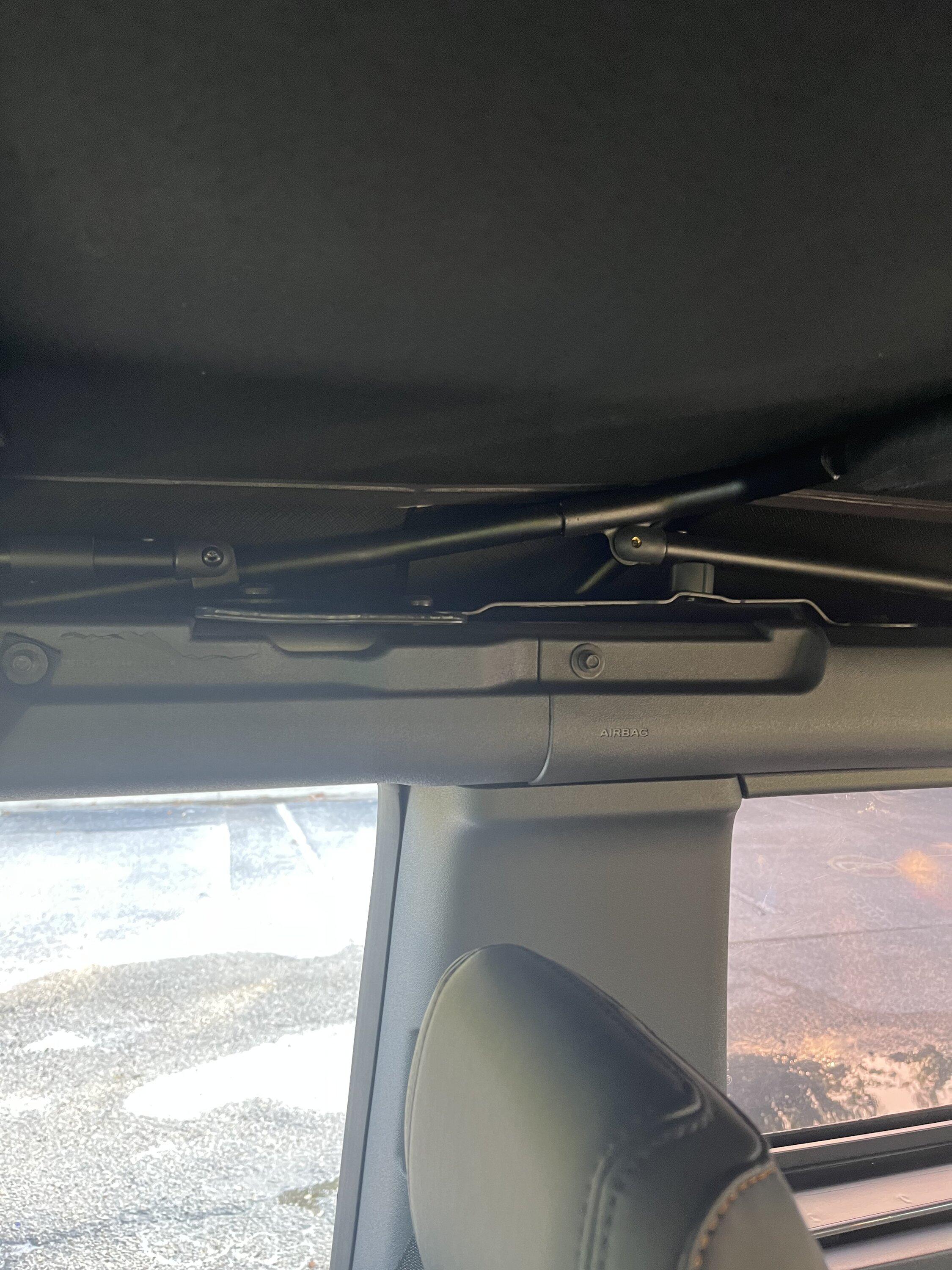 Ford Bronco Best top 2 door soft top having issues 3A99514E-2DE3-4367-A384-273B1C9BF7B0