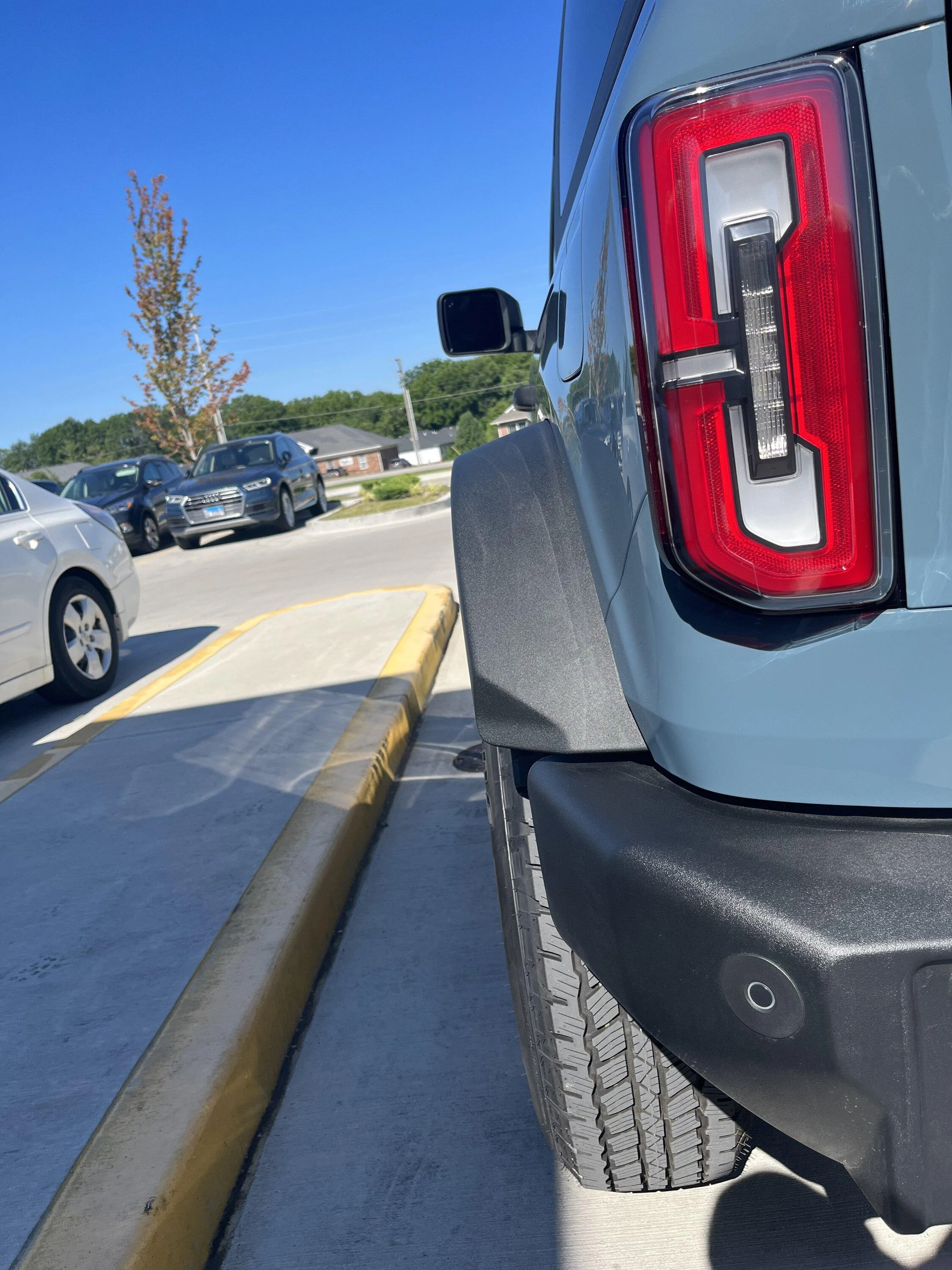 Ford Bronco Show us your installed wheel / tire upgrades here! (Pics) IMG_7296