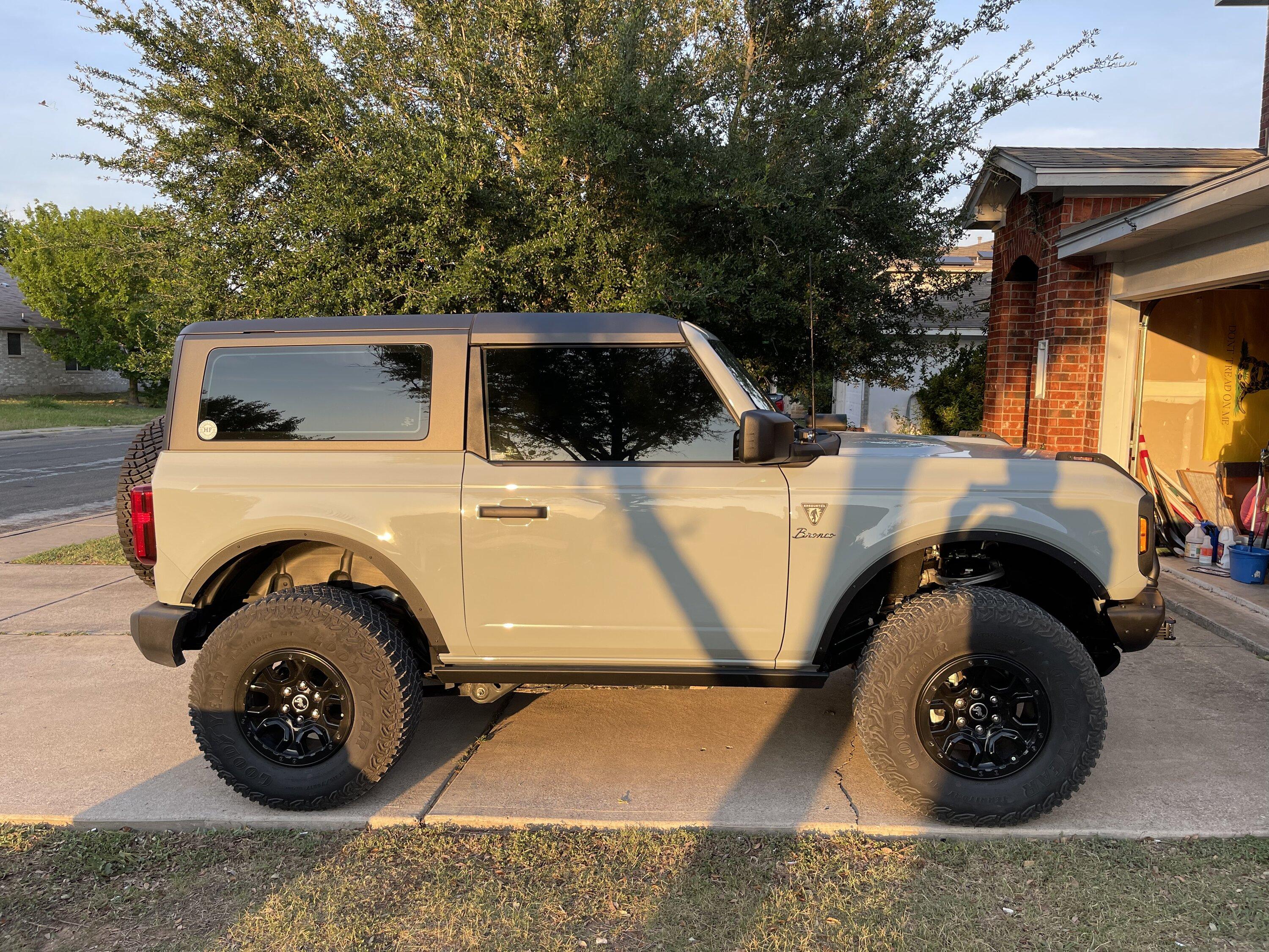 Ford Bronco 5/9 Build Week group. (ManSquatch Week) 7567B0C9-CC43-4042-BA4B-1835A3B6BE03