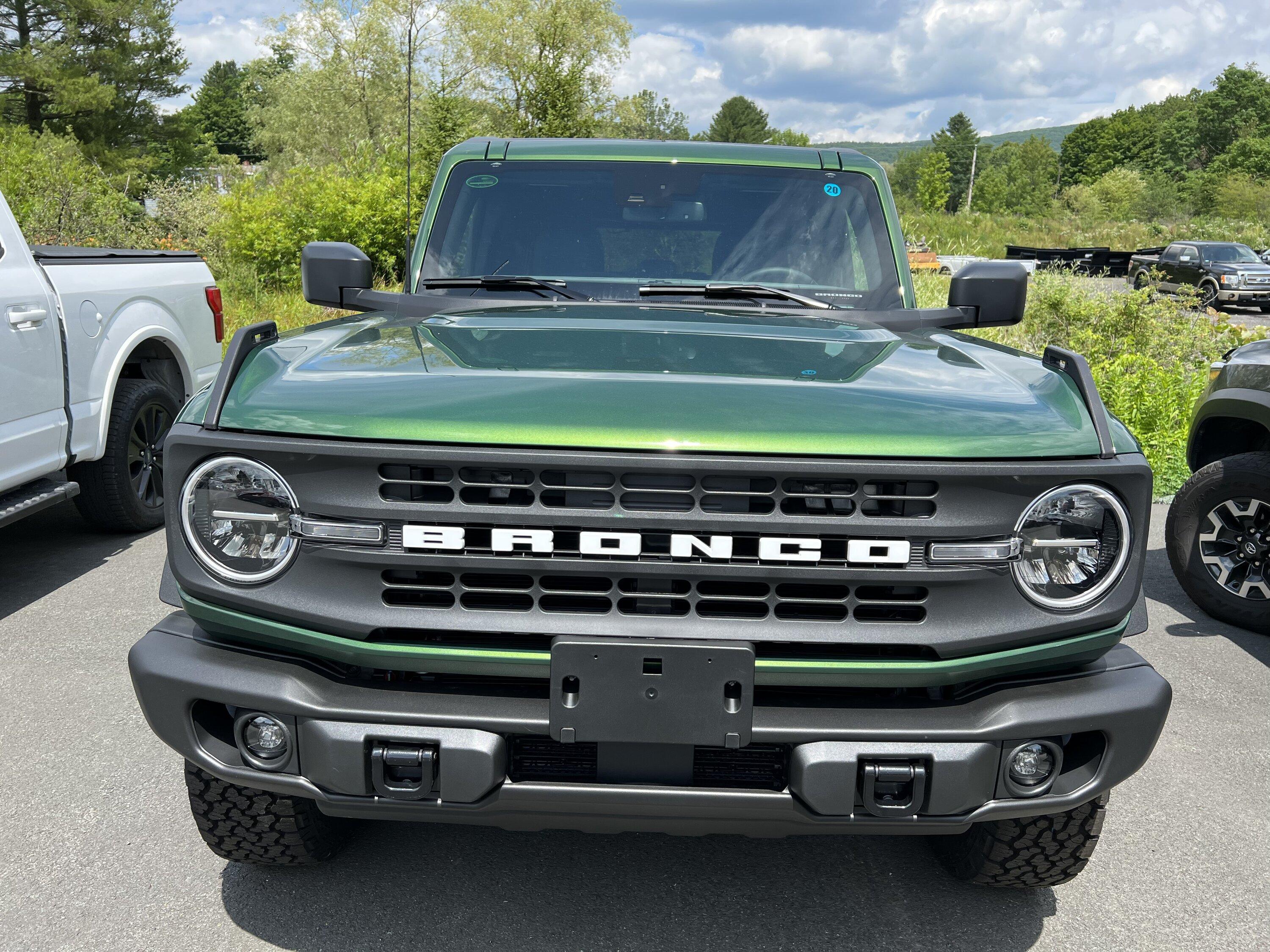 Ford Bronco ERUPTION GREEN Bronco Club B69F8A86-1388-4D0D-B4A1-4ECC71BC5A68