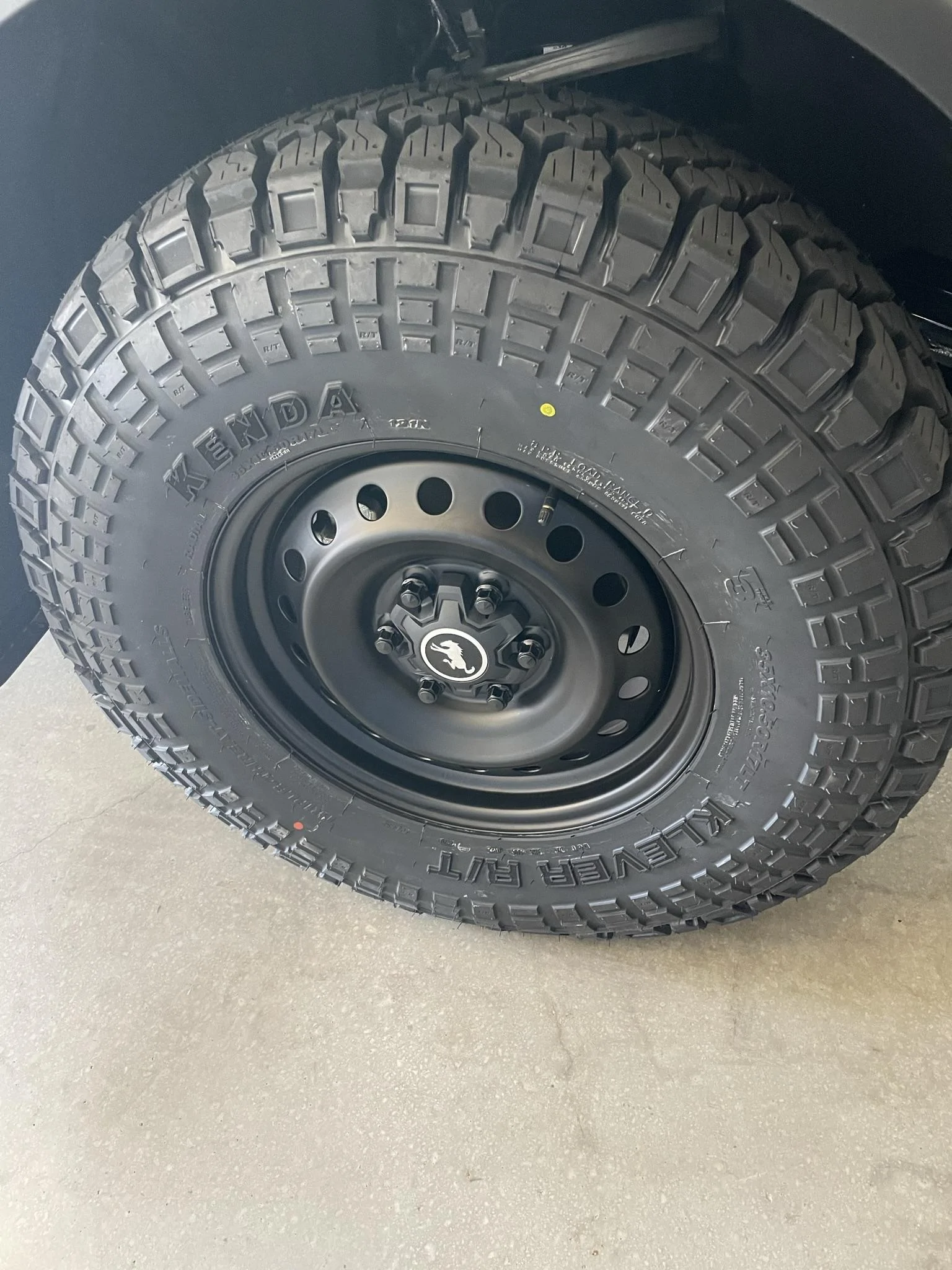 Ford Bronco Kenda Klever 4339CC8A-95A8-4E43-A01F-147DBD619AD8