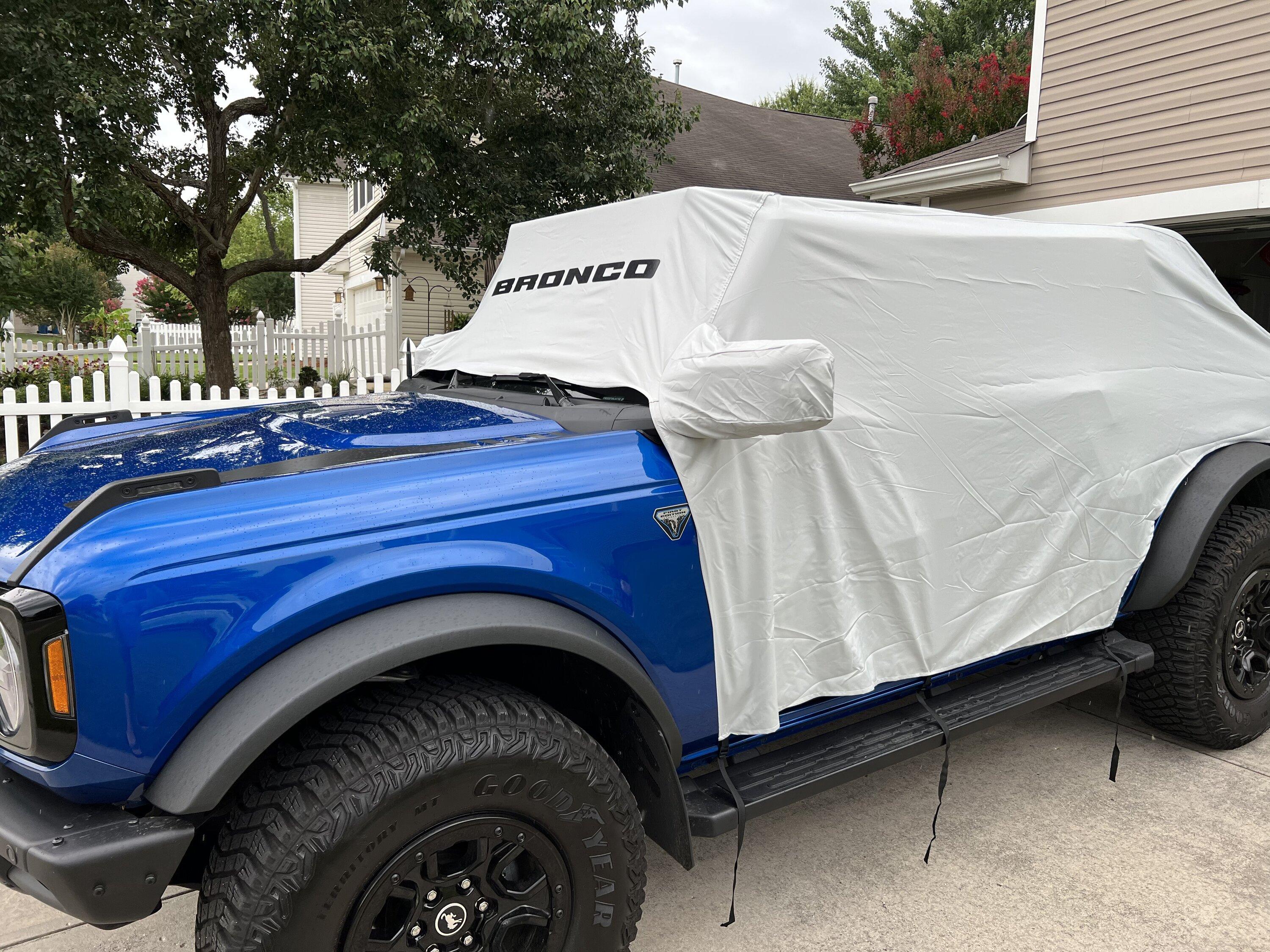 Ford Bronco Cockpit Cover 406102C9-4838-4813-9956-3E441F2D06B0
