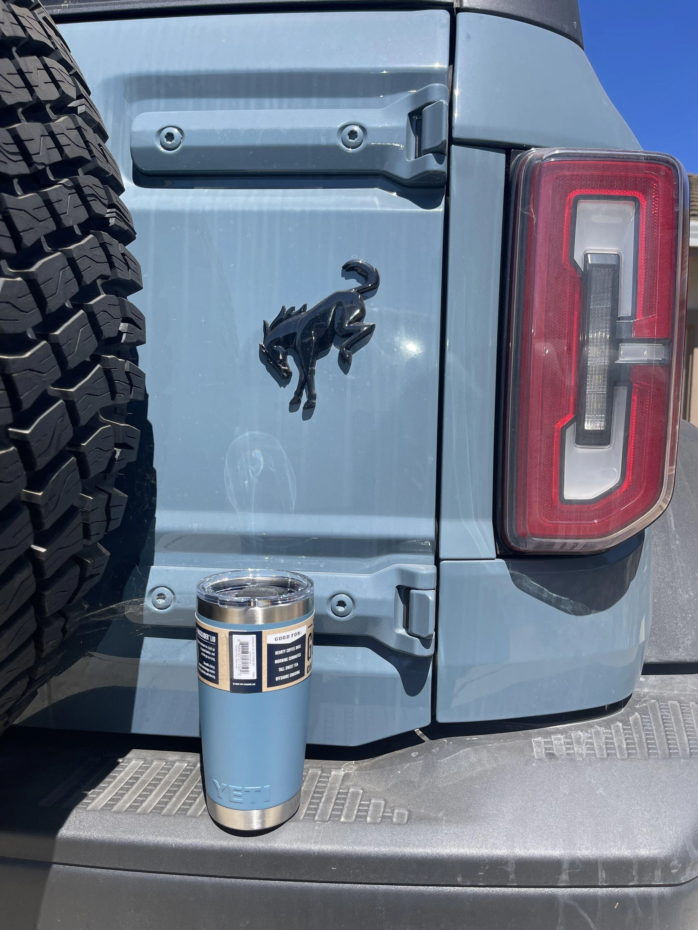Ford Bronco New Yeti color A51 48B1309A-52DE-4F68-9FE7-D130F4F911F7