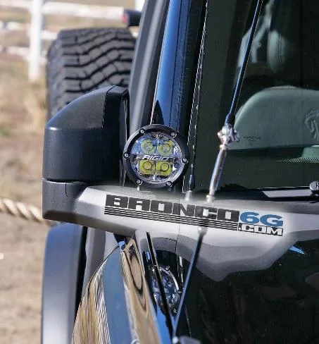 Ford Bronco Folded Bronco mirrors are narrower than fender flares (first pics) Untitled