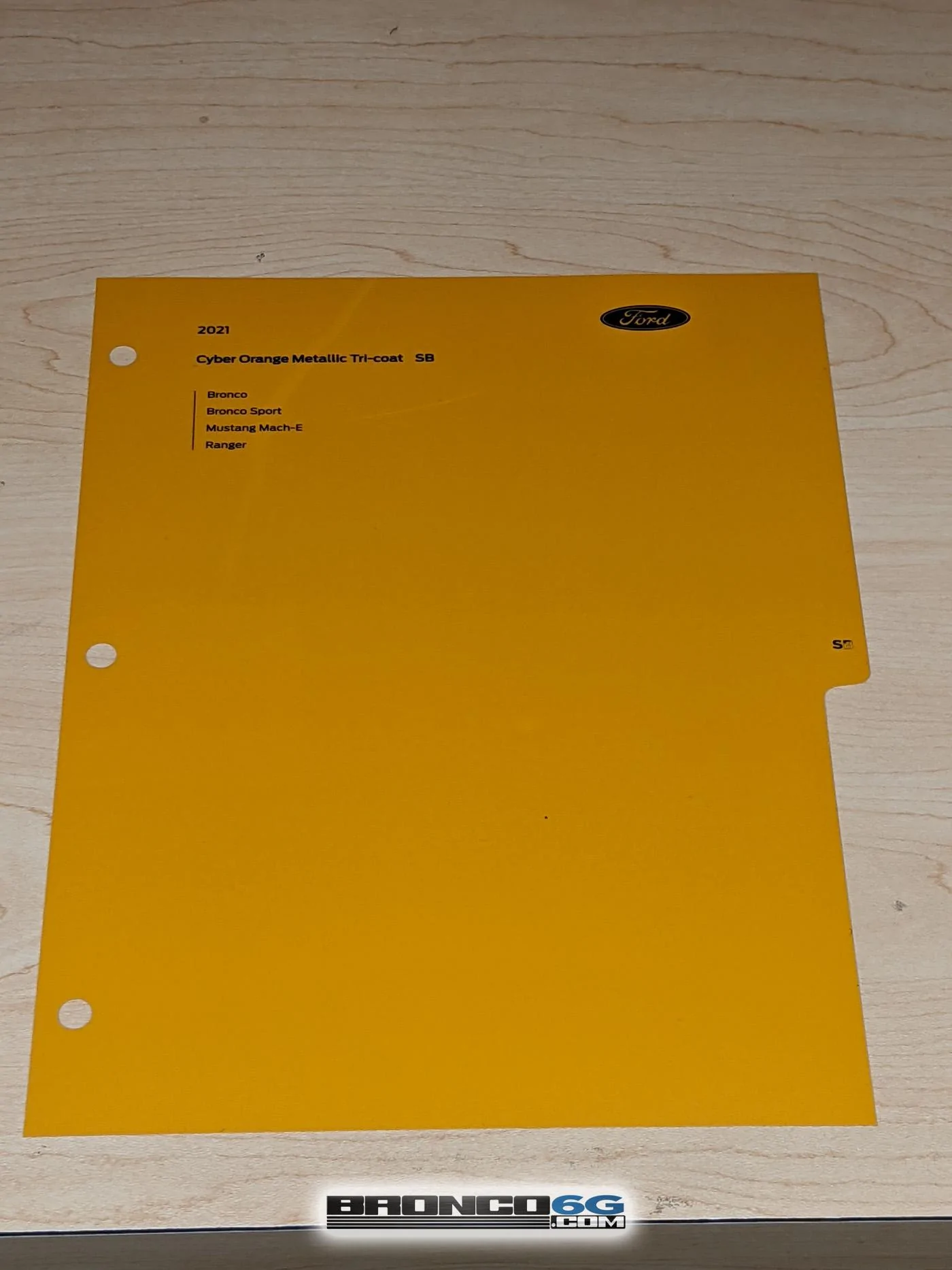 Ford Bronco Official Paint Samples / Swatches For 2021 Ford Bronco Have Arrived. Cactus Gray = Jet Fighter Gray CyberOrangeMetallicTri-Coat