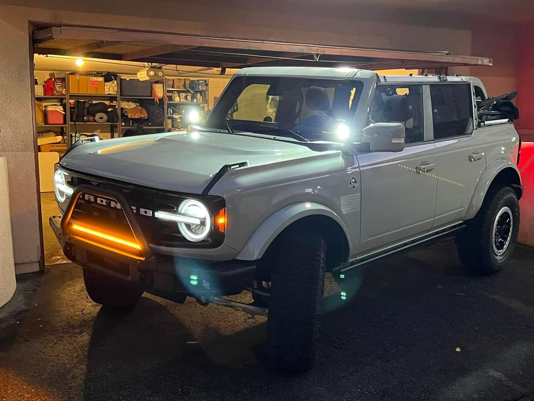Ford Bronco Installing M&R 30" Lightbar for Modular bumper FB_IMG_1657429048261