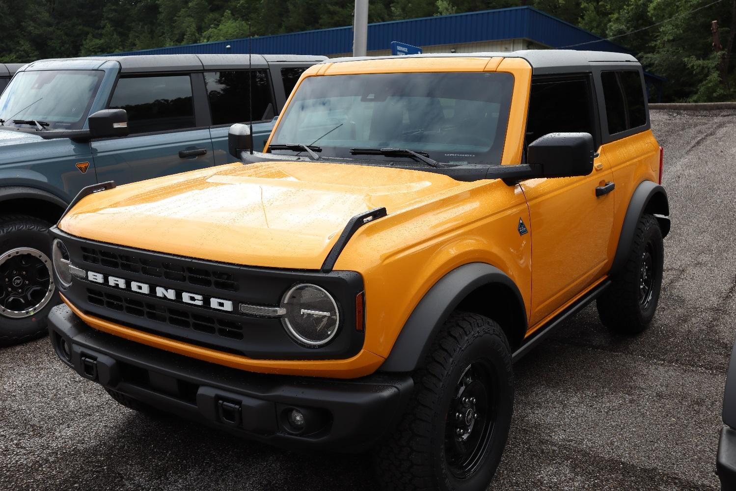 Ford Bronco Ultimate Black Diamond Non-Sasquatch pics thread ChknNggt