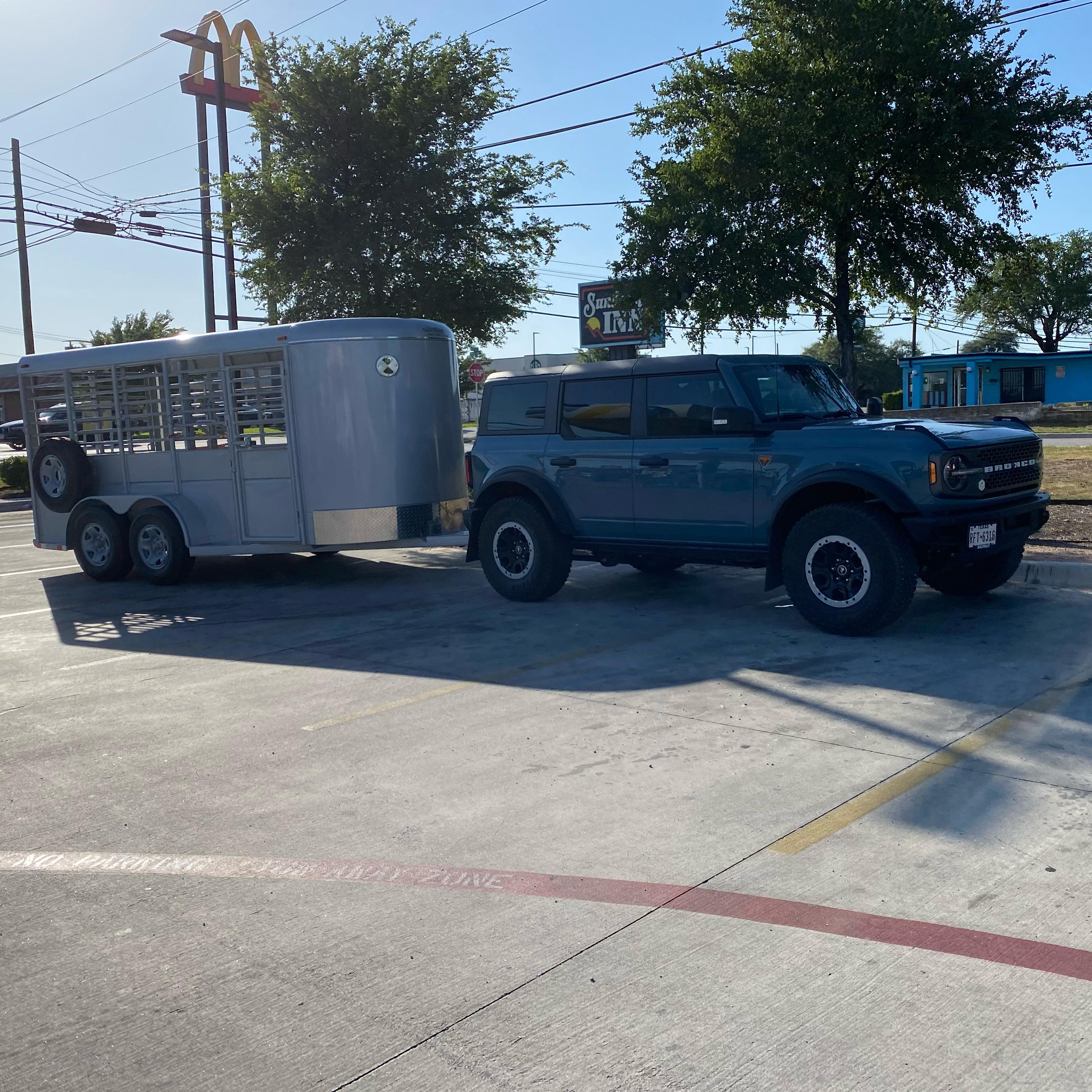 Ford Bronco Broncos Pulling Trailers Pics - Add Yours 6F898D0F-F260-4DFA-831F-BBA73F7C110C