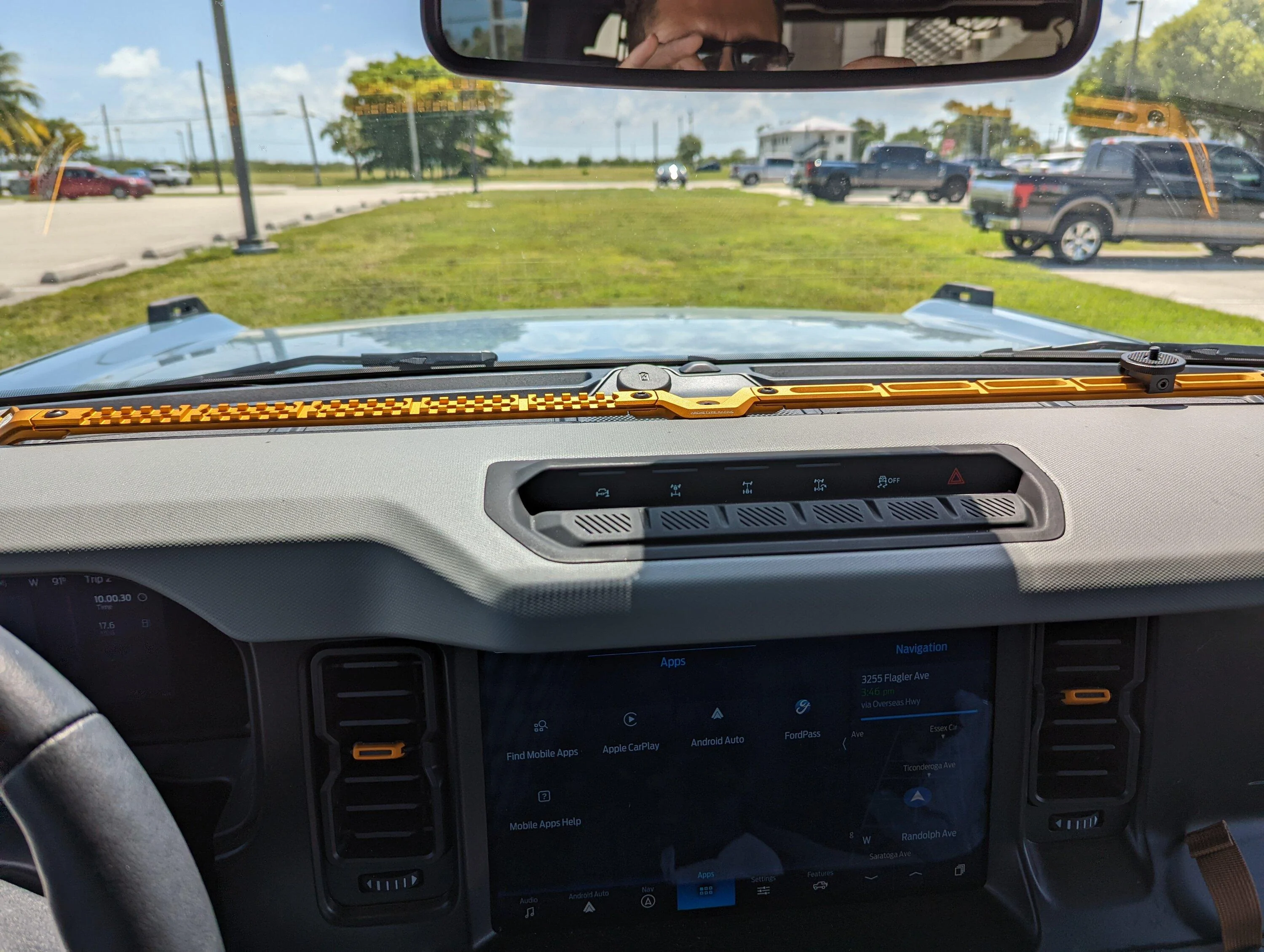 Ford Bronco BYOD rail from AR PXL_20220712_193656202