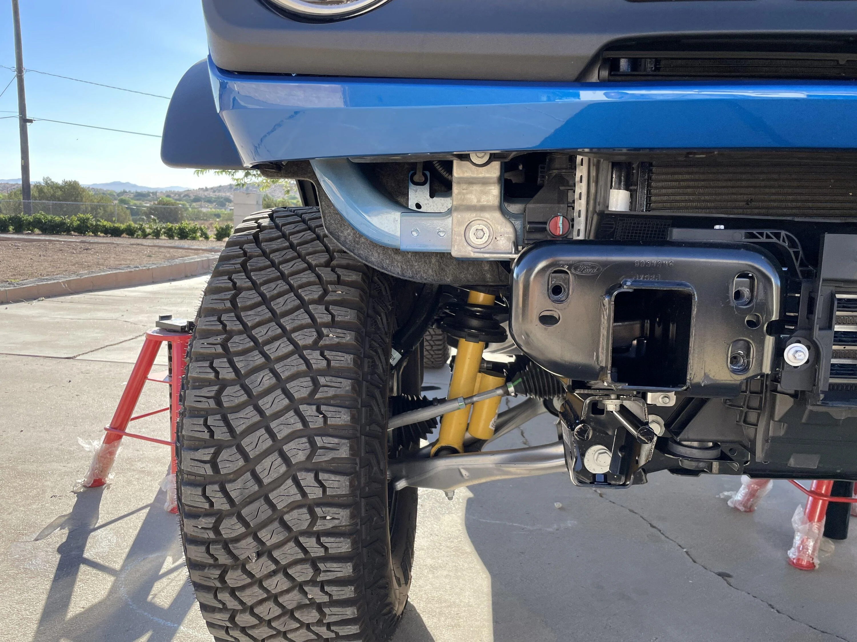 Ford Bronco 2-door desert runner Bronco w/ custom tire carrier 4E0D9AEA-2510-4C8C-B43C-8CF4D1235052