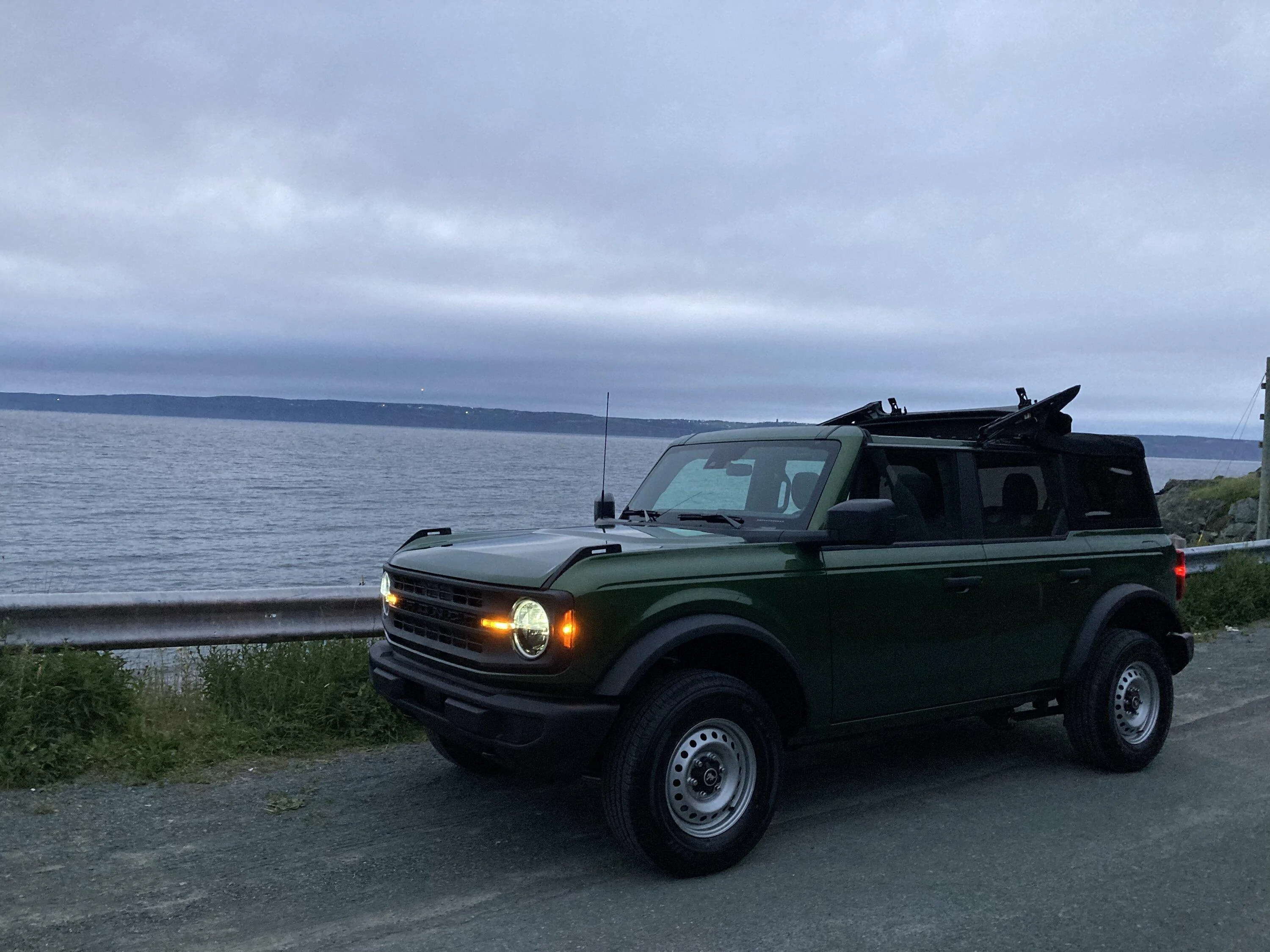 Ford Bronco ERUPTION GREEN Bronco Club 779C33D3-02FD-4430-8B9A-5F756E81459A