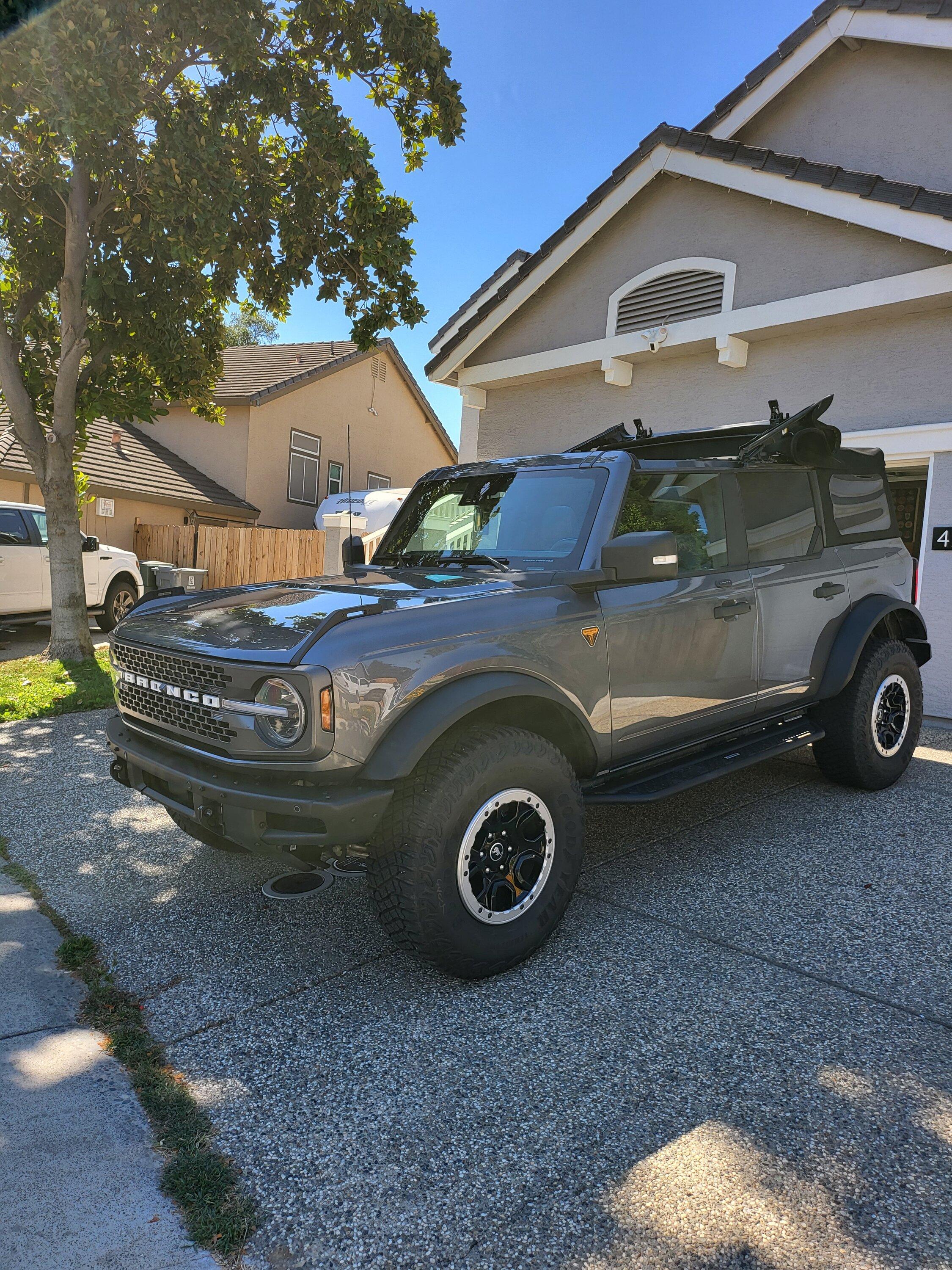 Ford Bronco Badlands w/ sasquach.... leveling kit? 20220712_161409