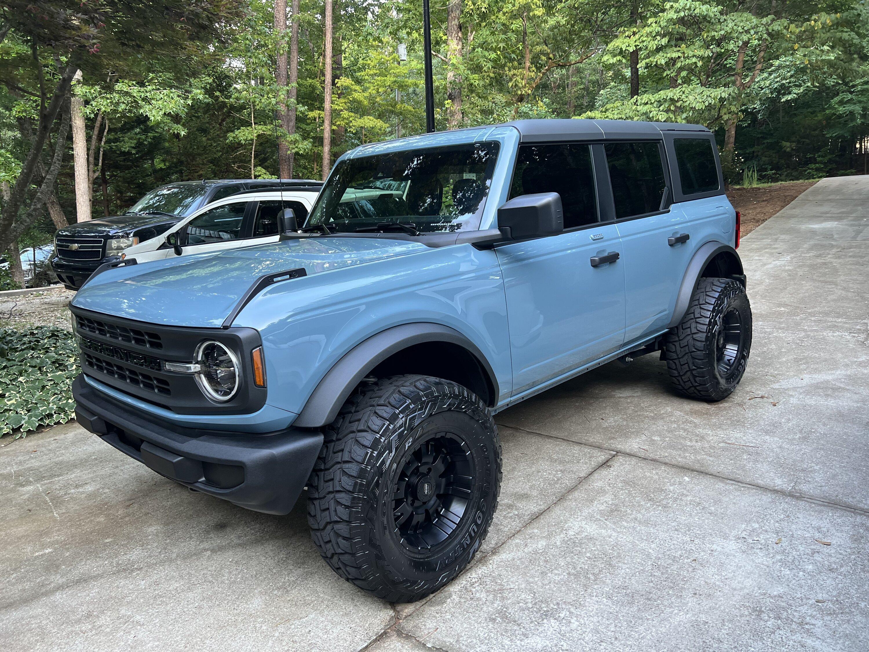 Ford Bronco AREA 51 Bronco Club 7B86C986-78F1-4D39-96E3-3AA8AA0BE223