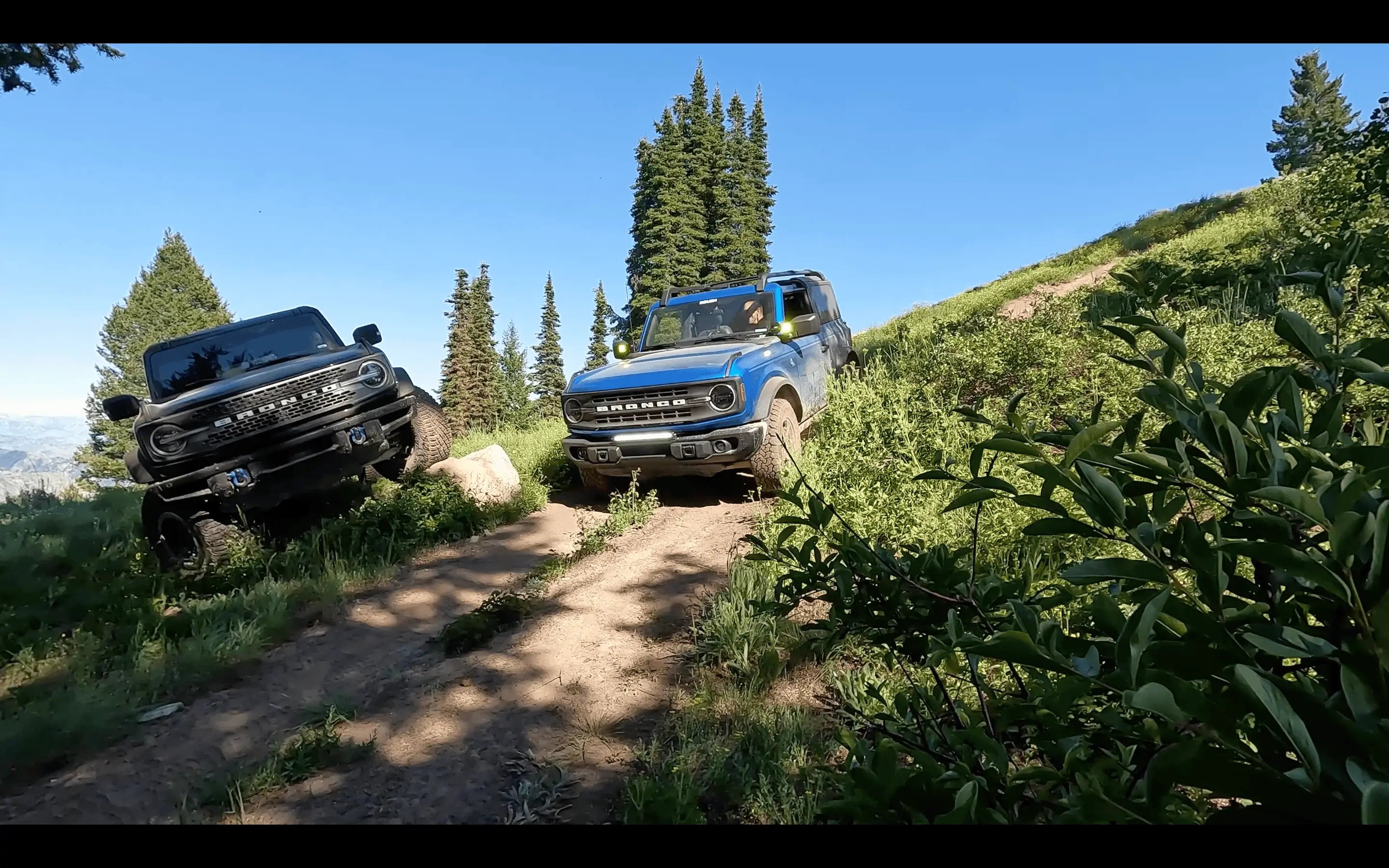 Ford Bronco Broncos exploring the wilds of Idaho! 2 door Black Diamond manual and a 4 door Badlands Sasquatch, 4k and fun drone footage! Screen Shot 2022-07-14 at 12.06.59 AM