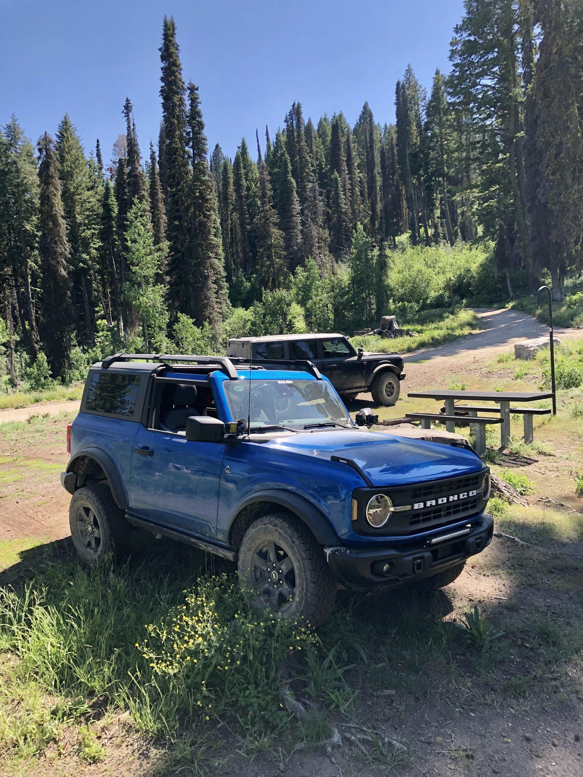 Ford Bronco Broncos exploring the wilds of Idaho! 2 door Black Diamond manual and a 4 door Badlands Sasquatch, 4k and fun drone footage! 0D774461-93DD-4FAD-A33E-452238304340