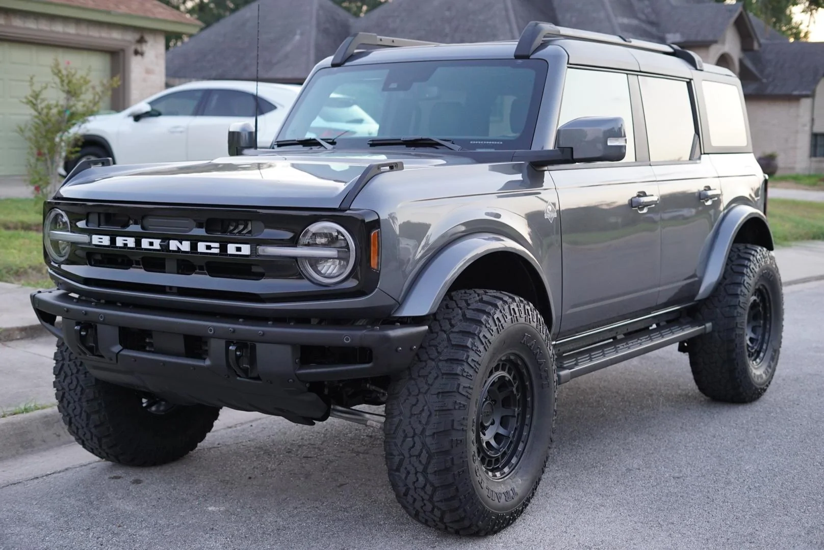 Ford Bronco 05/30/2022 Build Week Group CB05F096-E1D8-4450-A3CF-C044A3336B0A