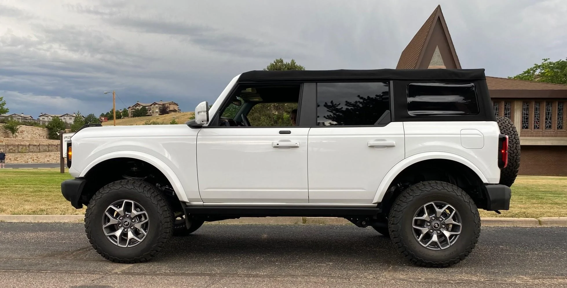 Ford Bronco WTB - Lower Control Arm Bolt & Nut Bronco Lifted Edit