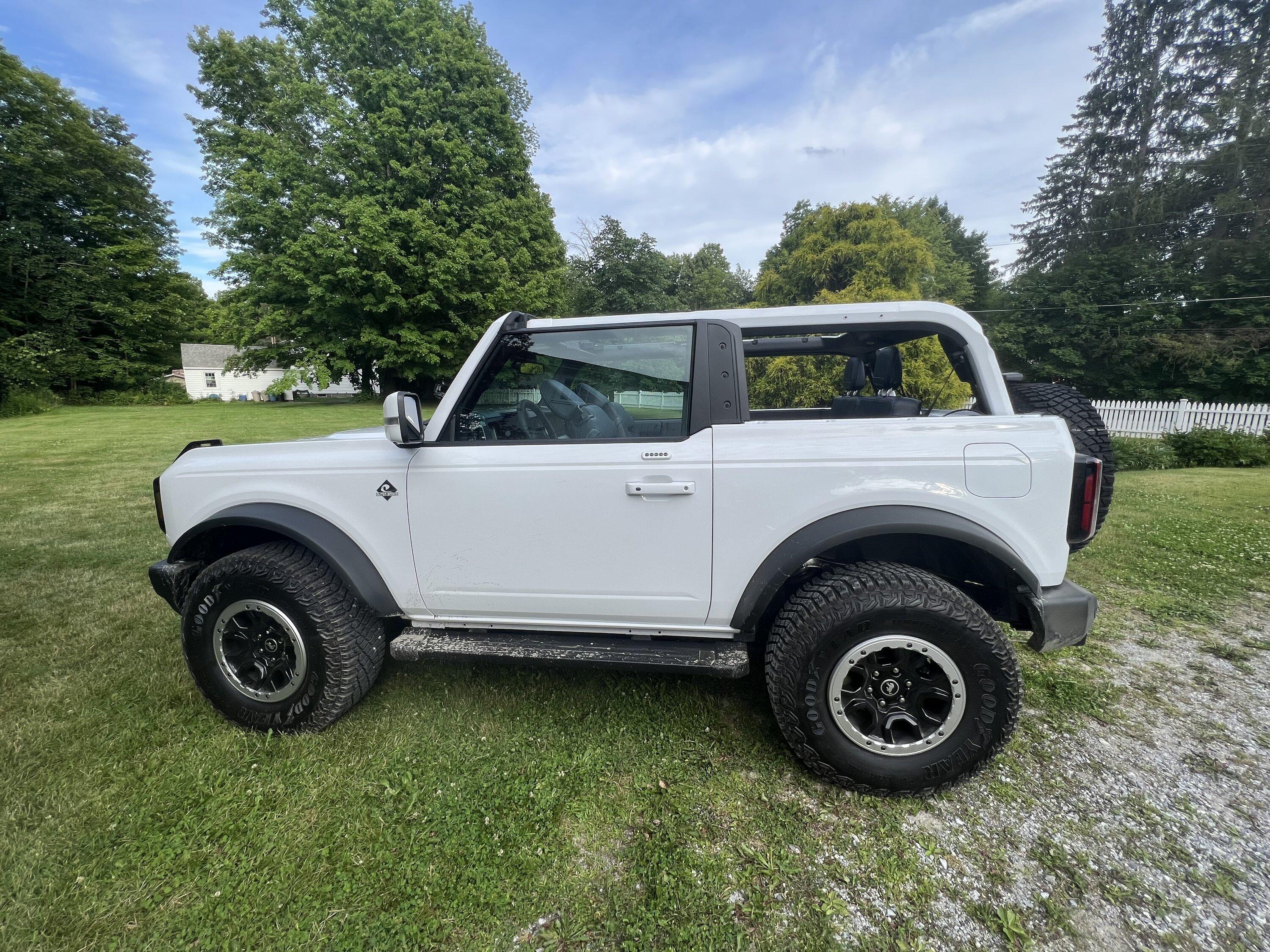 Ford Bronco Greetings from Western Mass 1BA3EF7F-B936-4B5A-915D-369B983BDBDE