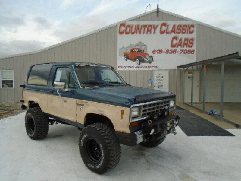 Ford Bronco Double/reverse bronco emblems 1986-Ford-Bronco_II-Classic Trucks--Car-101672778-650e642b0e14a2e8d7e0882c29da57c5