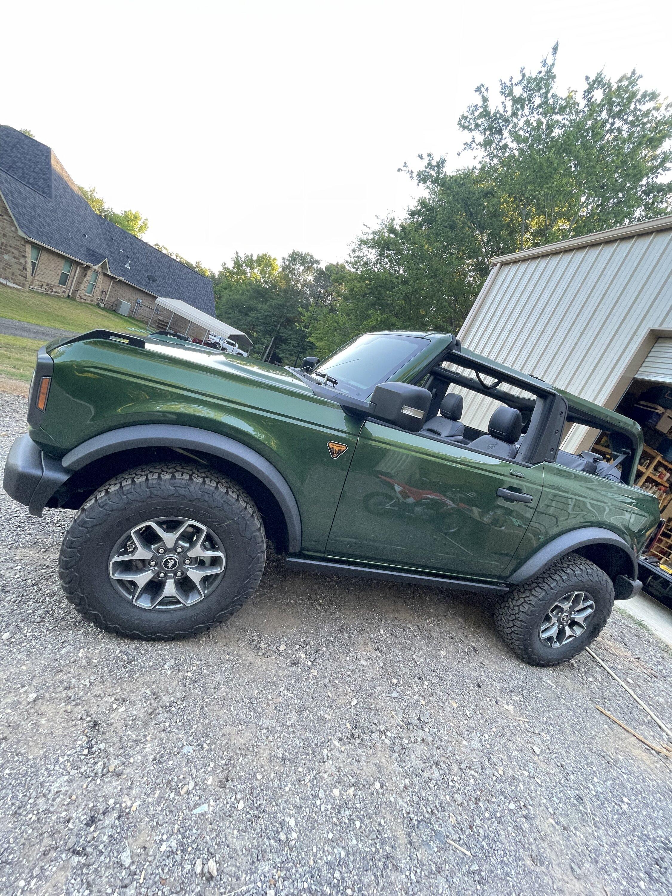 Ford Bronco Badlands Non-SAS - Your Thoughts & Pics? 25A693A4-C48F-49F0-8245-D4D3A4506815