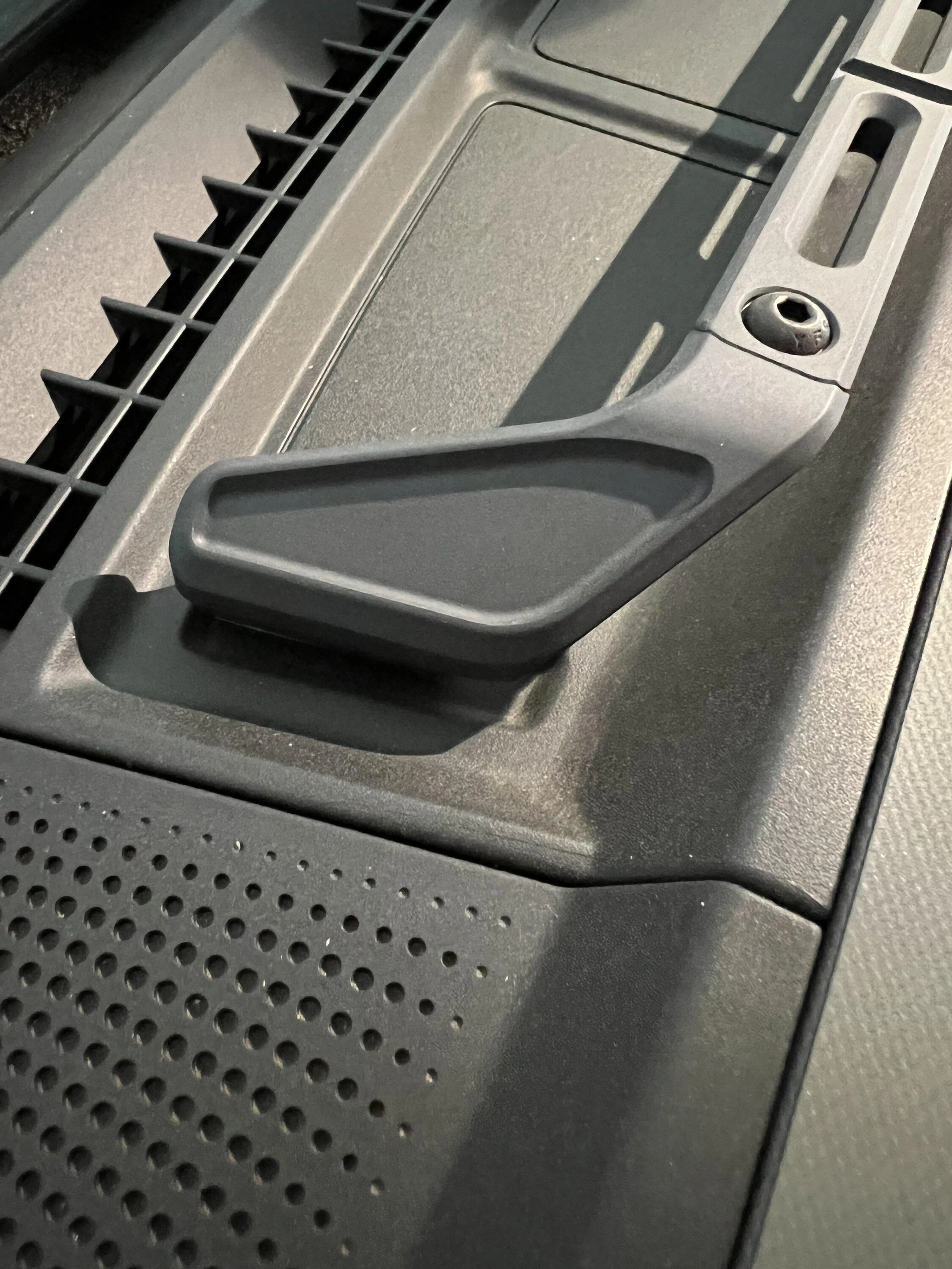 Ford Bronco BYOD rail from AR BBE8F0D6-C9EC-465F-B214-A8E66D1420D5