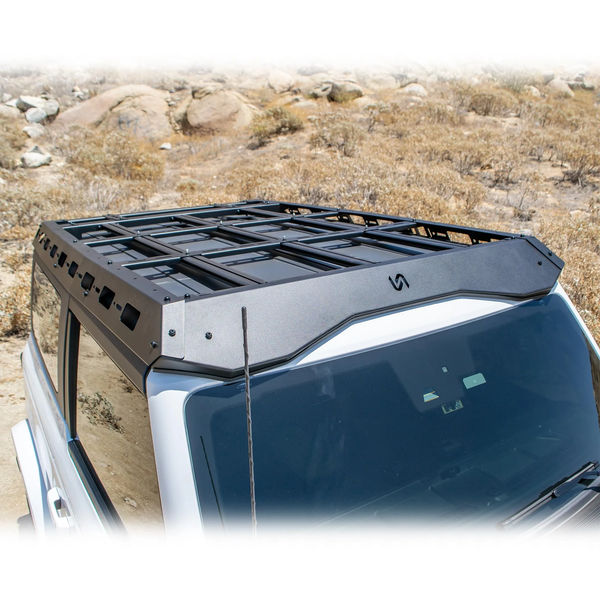 Ford Bronco 2 Door Roof Rack Options? Turn_offroad_Bronco-2door_Lifestyle_Roof-rack_image7_72dpi_2K