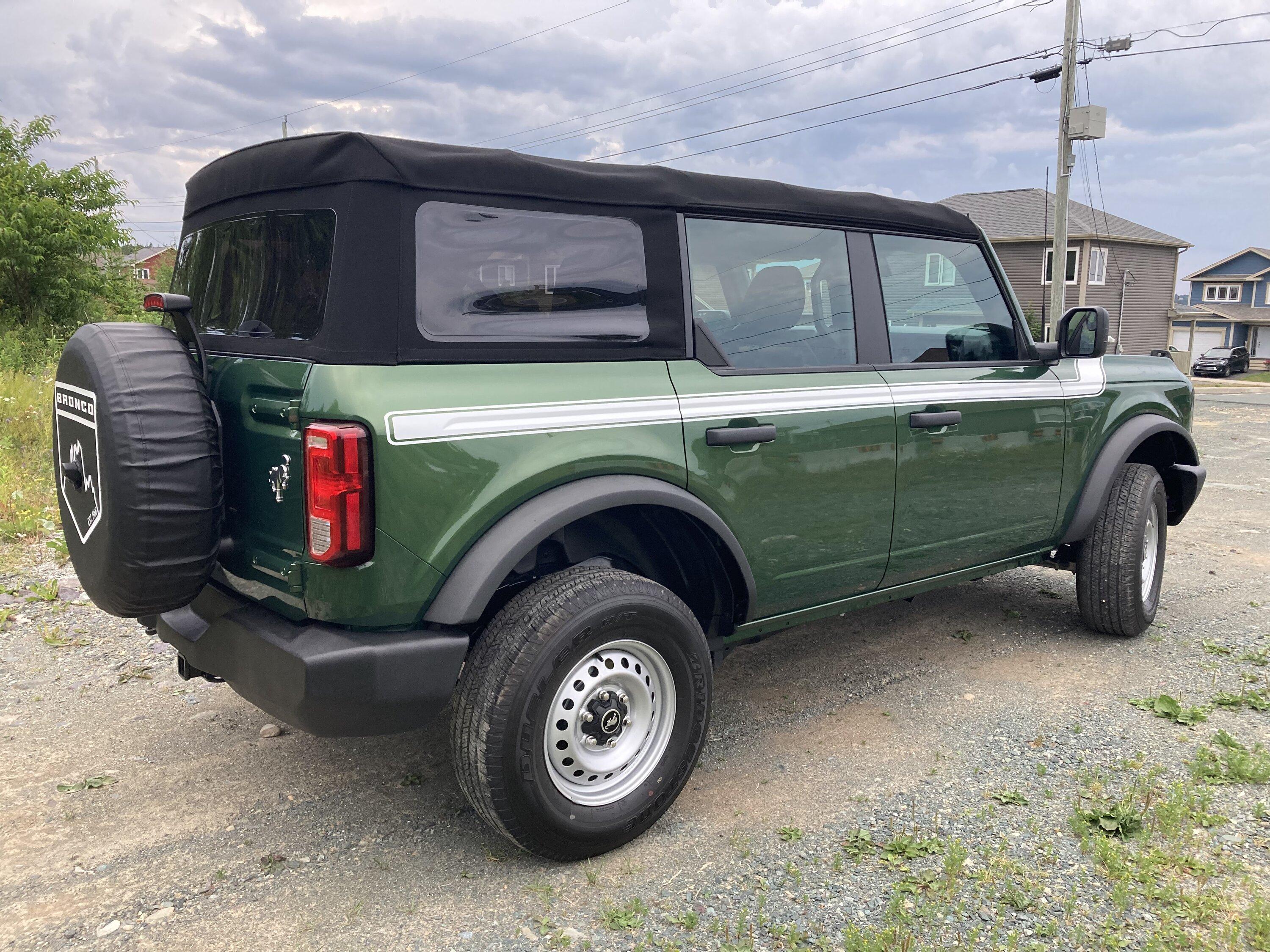 Ford Bronco Anyone Apply Retro Stripes on Eruption Green? 94506A58-D69B-45BF-9594-FAC8827E689E