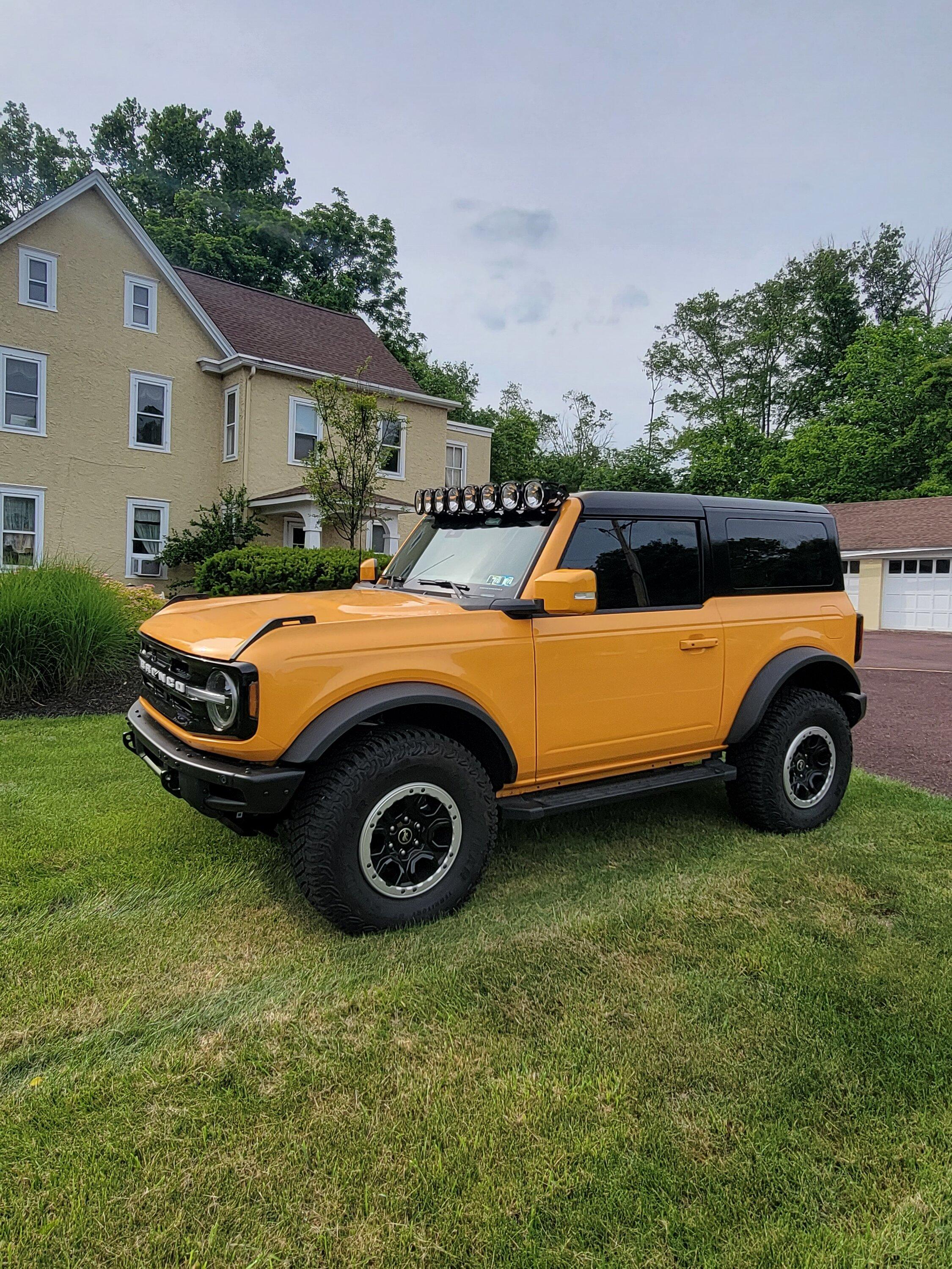 Ford Bronco Bronco MIC hardtop painted gloss black 20220610_173146