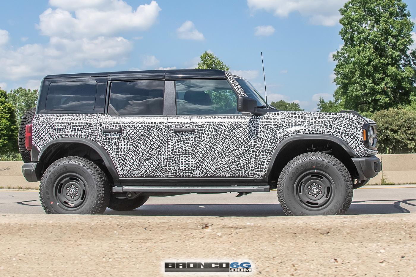 Ford Bronco Bronco Heritage Edition Spied Wearing MOD Top, Squared Flares, Retro Grille, Robins Egg Blue! 2023-bronco-heritage-edition-prototypes-20