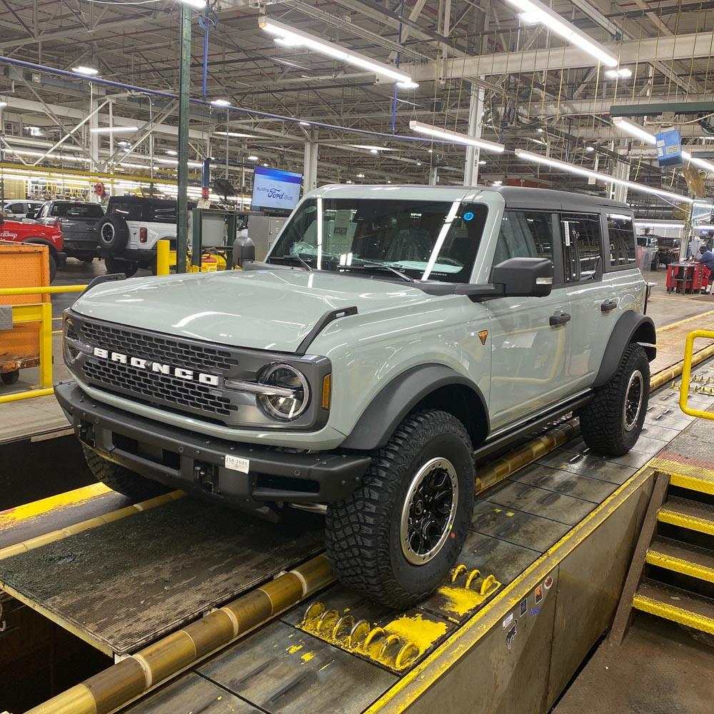 Ford Bronco 06/06/22 Build Week Group image
