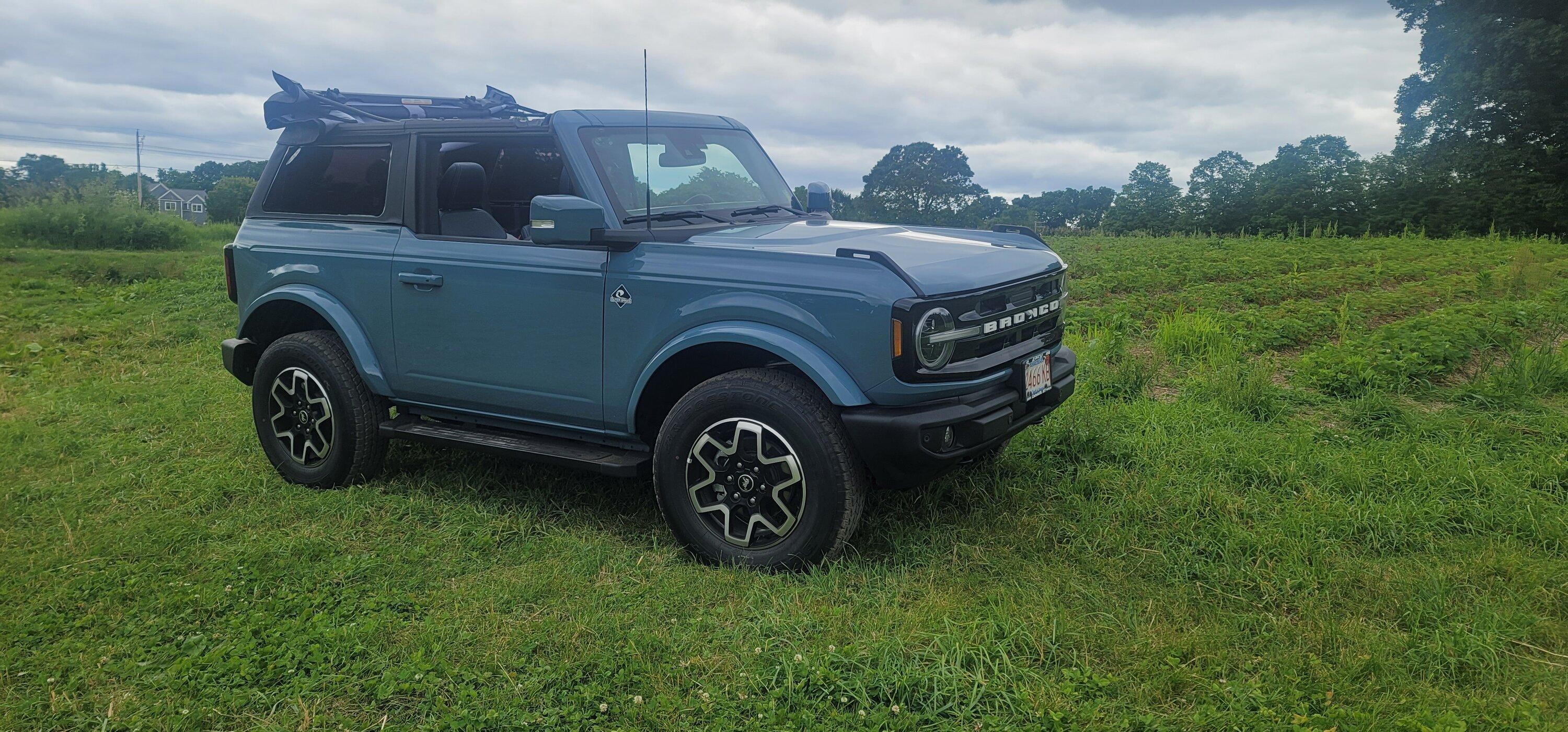 Ford Bronco How far back does the 2-door soft top fold? 20220618_145904