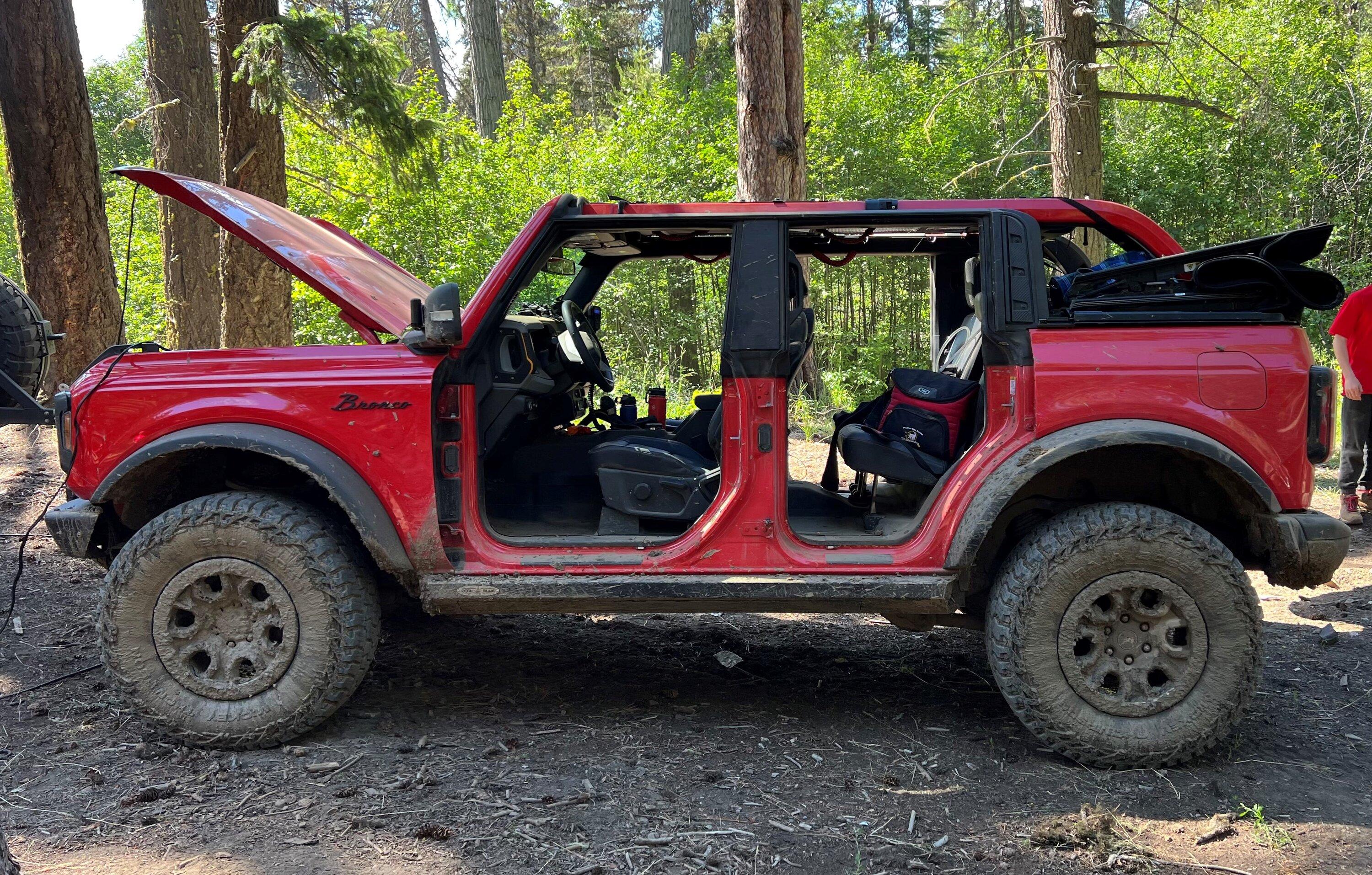 Ford Bronco Badlands w/ sasquach.... leveling kit? IMG_4077 (2)
