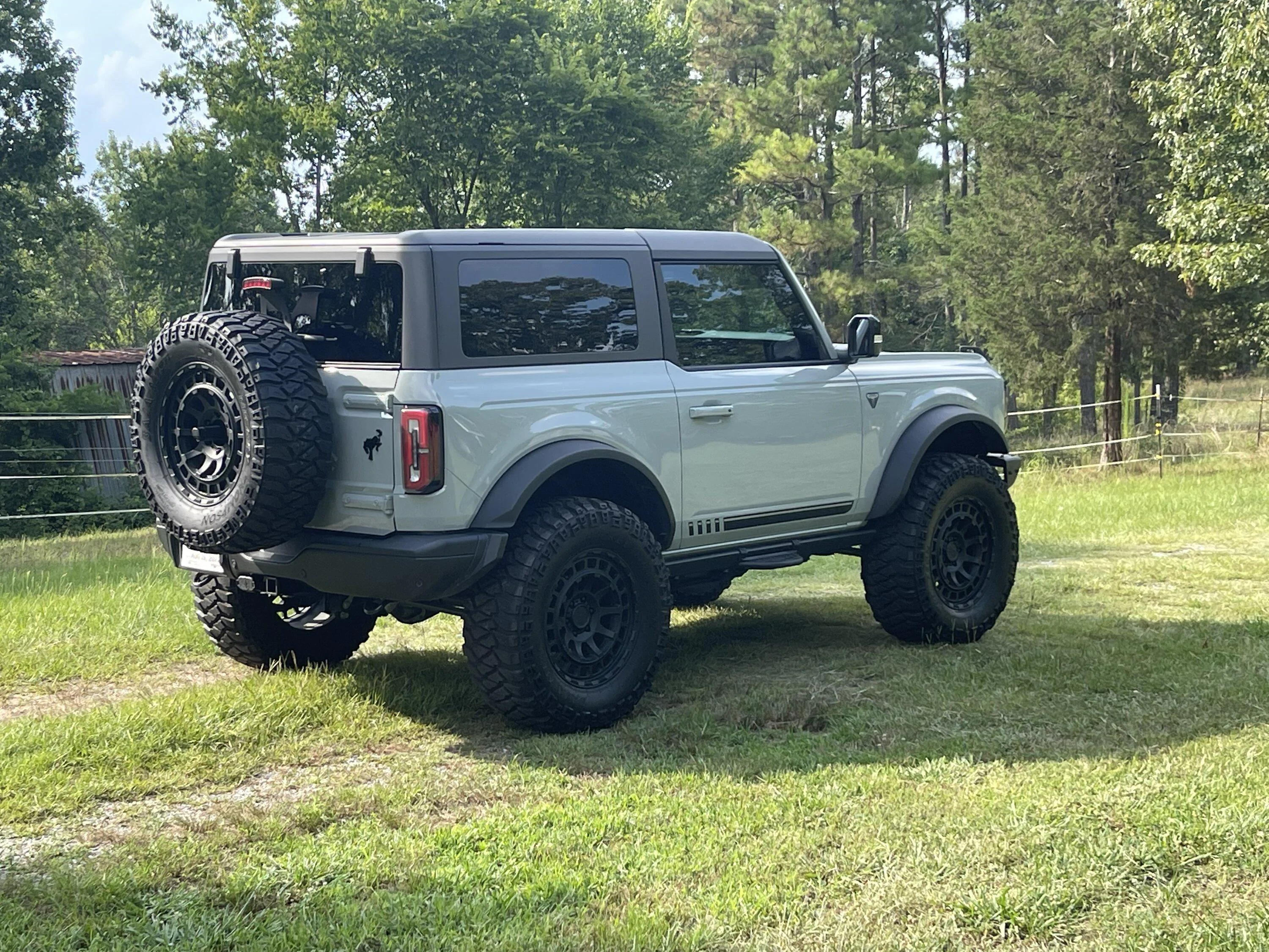 Ford Bronco CACTUS GRAY Bronco Club 1658265632120