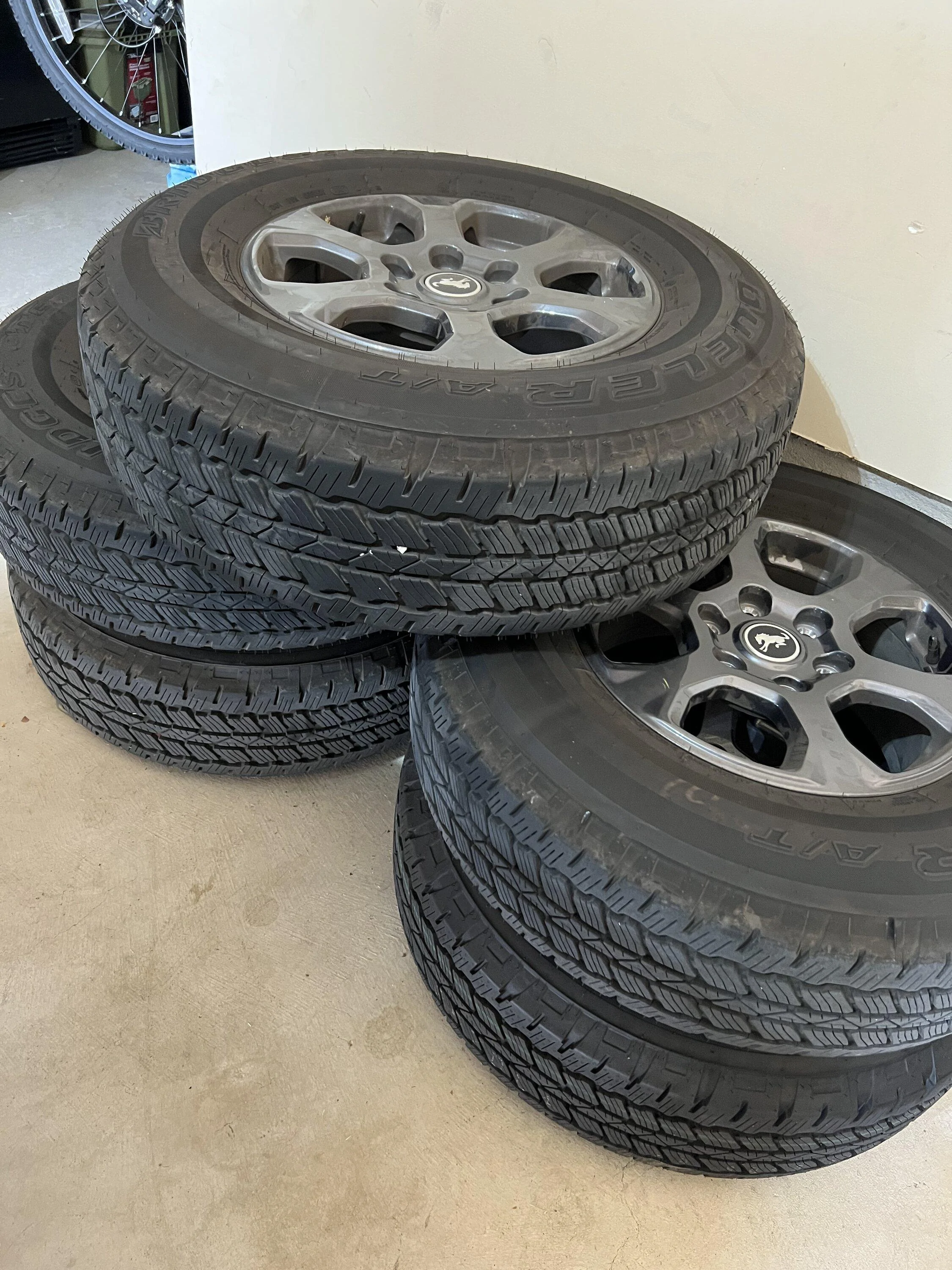 Ford Bronco Selling big bend pull off tires (Austin) E9393D50-244F-4B57-B71B-31D875A736FB