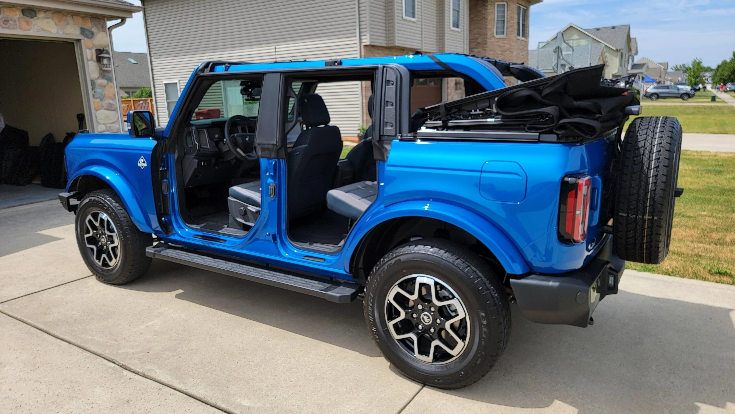Ford Bronco 22' OBX wheels/tires 20220702_142943