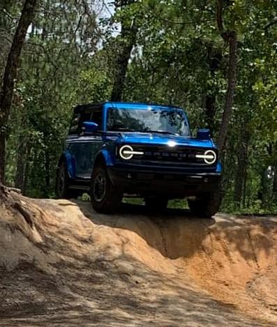 Ford Bronco Jazer's Blu Pony 292307744_5128047567272813_2418316867493098935_n2