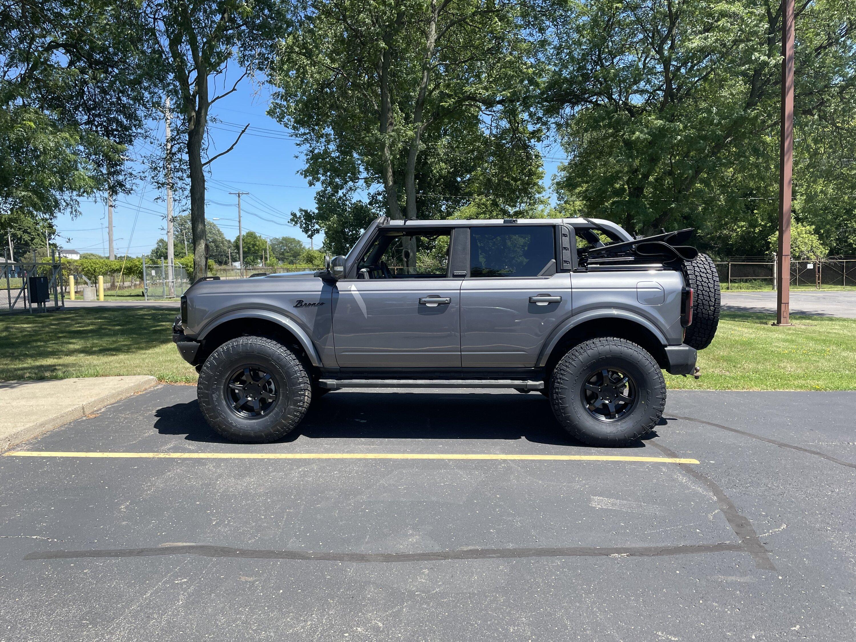 Ford Bronco 37" tires on Outer Banks D6C5FFC8-6BAF-4A2A-B5BA-886B1E4D16AB