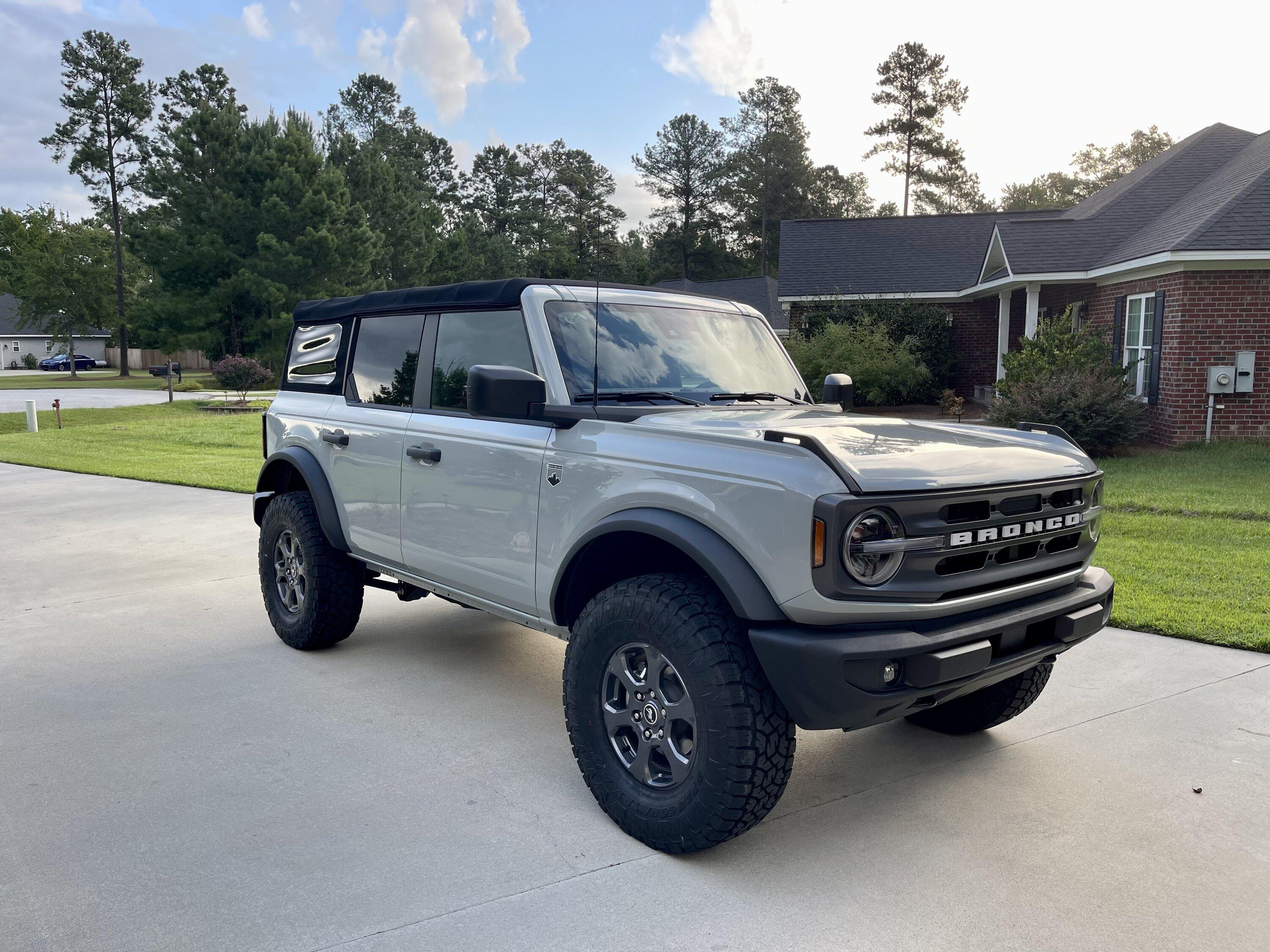Ford Bronco 6/20/22 Build Week Group 6946FC7E-AB58-478C-A4AB-5A84DE29A4EF