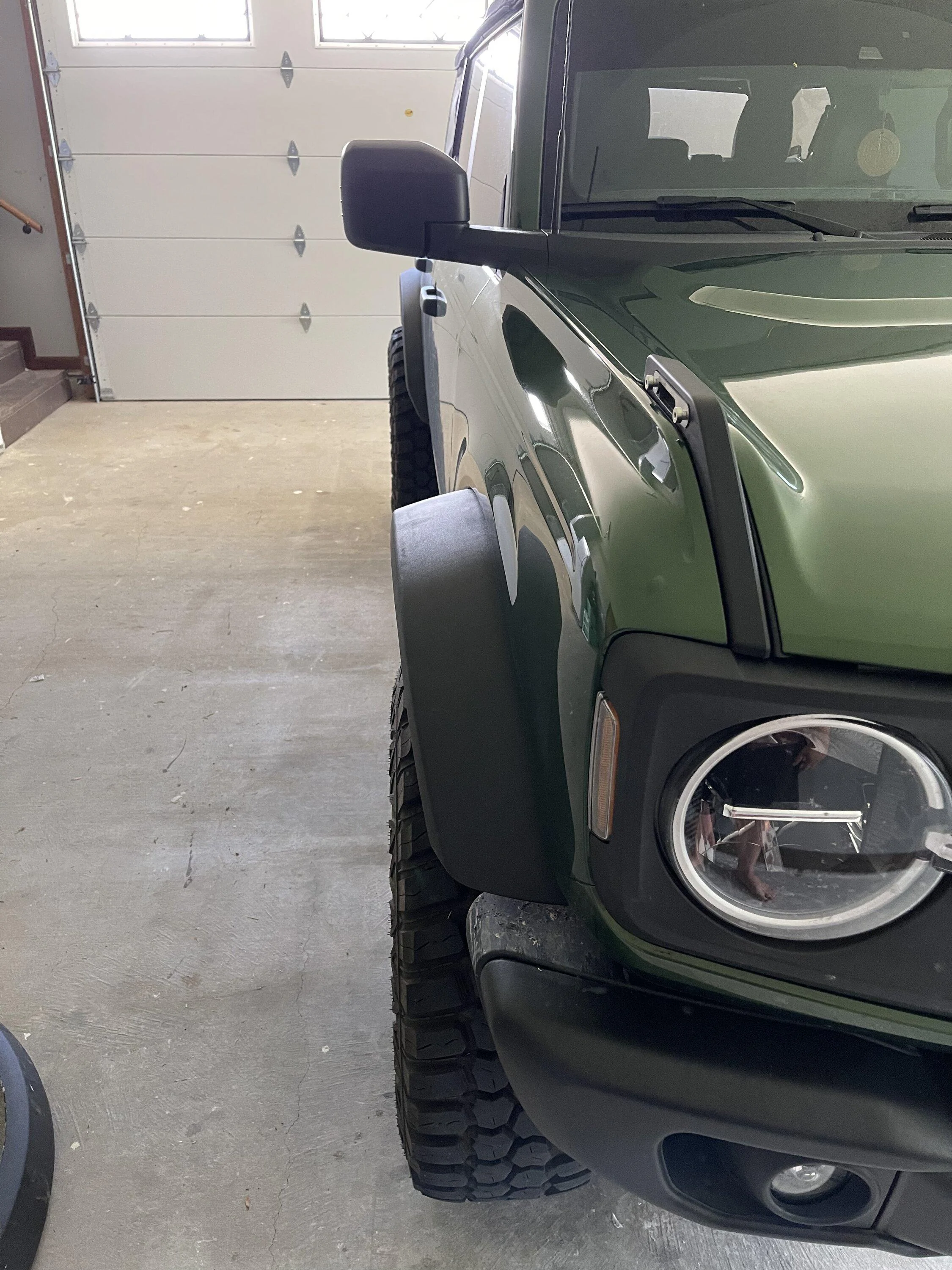 Ford Bronco Non-Sas swap to Sasquatch flares. Back-to-back comparison photos! 00A129BD-4FEC-4D52-9EF5-732618DA3B6E