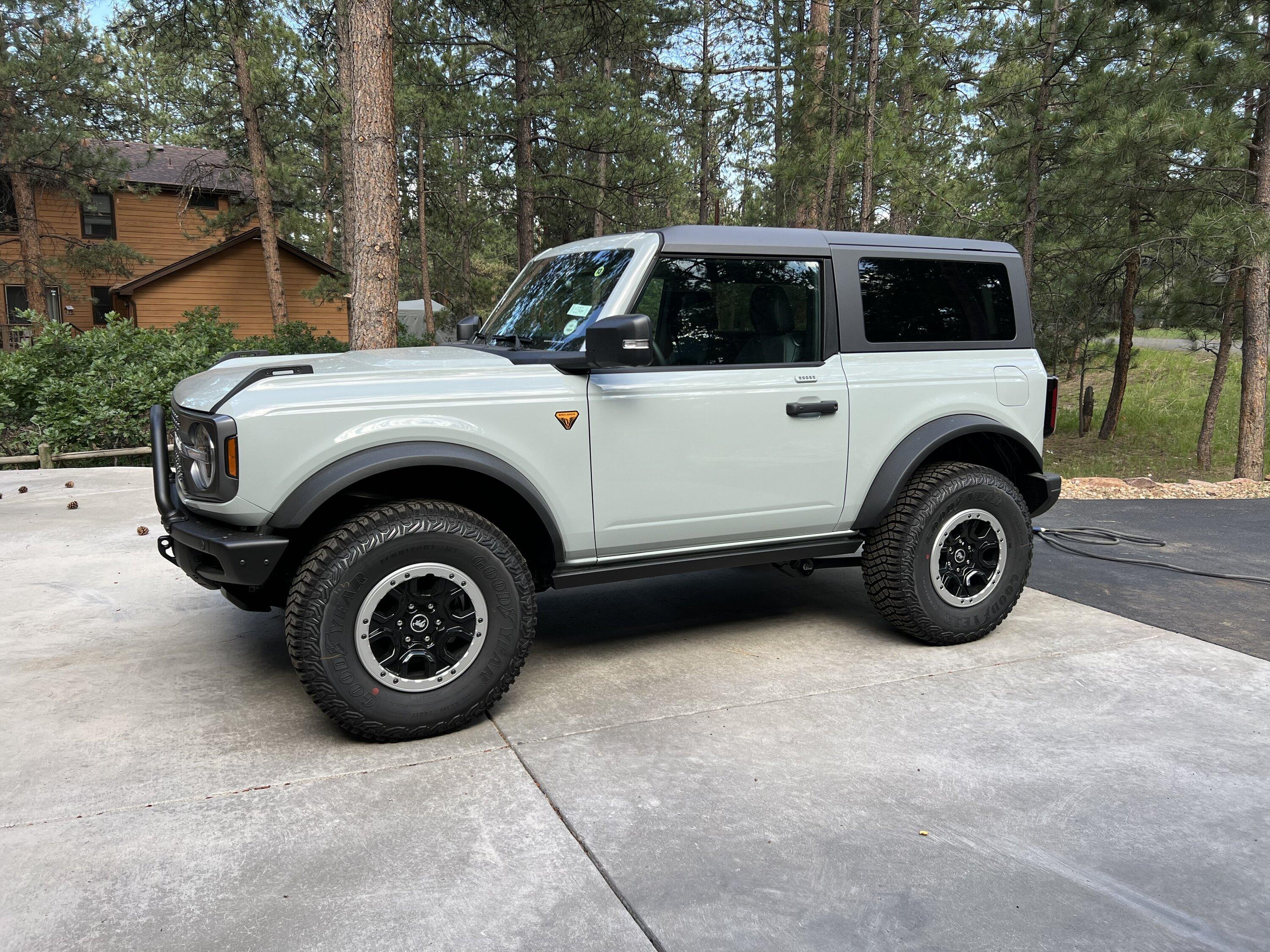 Ford Bronco Does the 2-Door actually exist? F251B658-9729-47E4-ABBD-0572585DF1E5