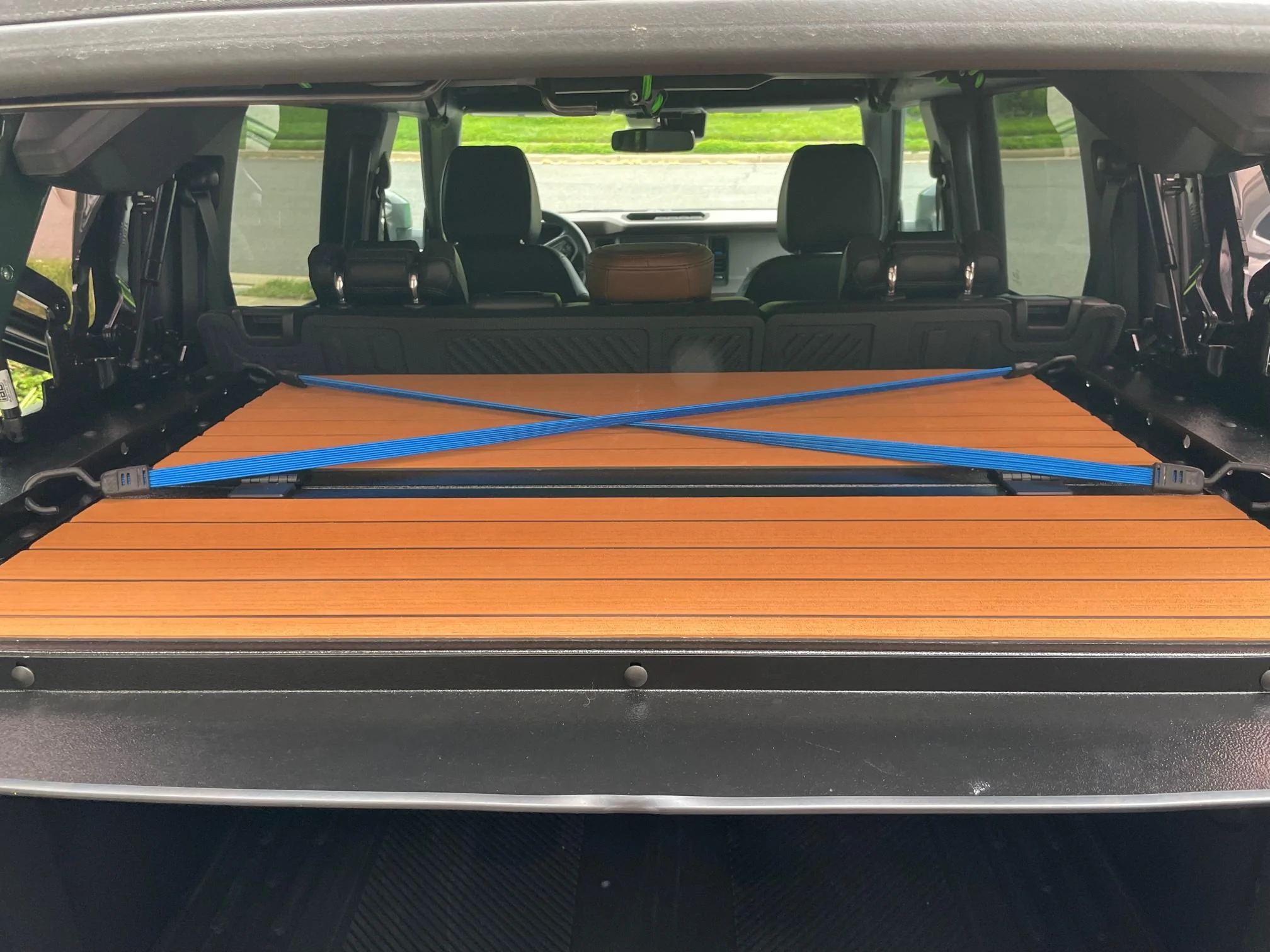 Ford Bronco Tailgate table and Diabolical slipstream installation 6ABA3722-28F1-4EF6-A43A-29D6B4CD4222