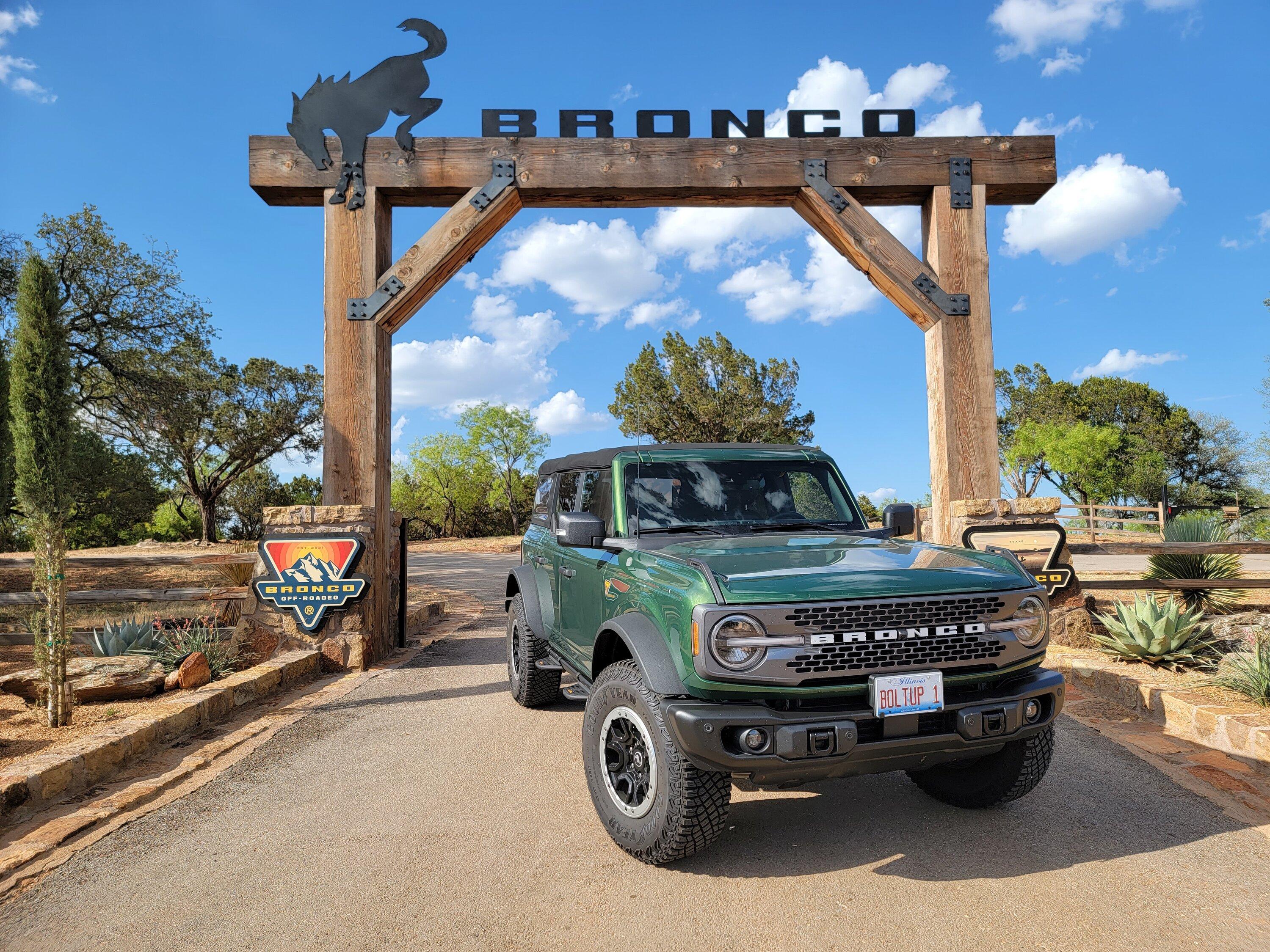 Ford Bronco What did you do TO / WITH your Bronco today? 👨🏻‍🔧🧰🚿🛠 20220722_175701