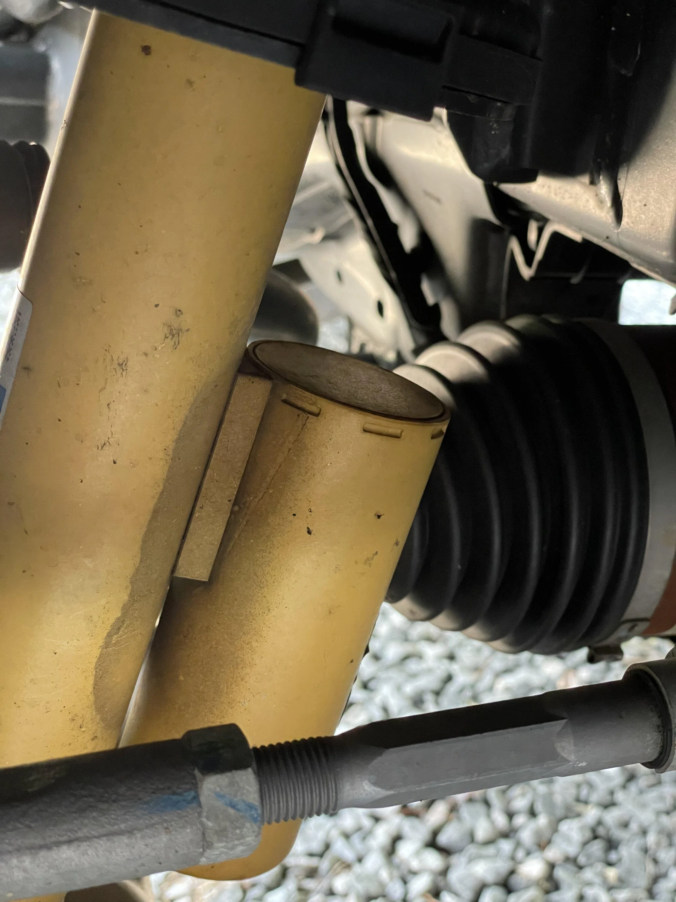 Ford Bronco Leaking Sasquatch Shocks 23C2FFD6-BB1C-45DB-AC2A-334ED5428D6D