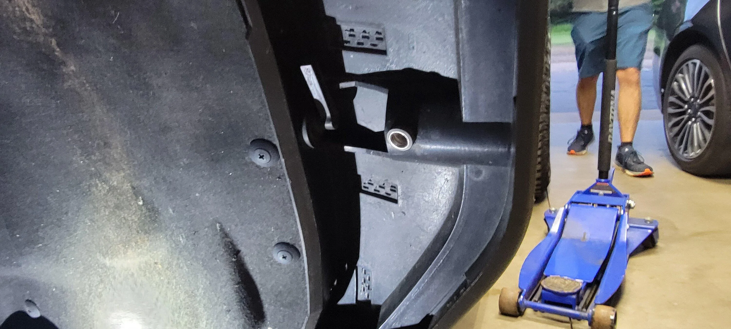 Ford Bronco Low Buck Mud Flap Solution 20220724_203557