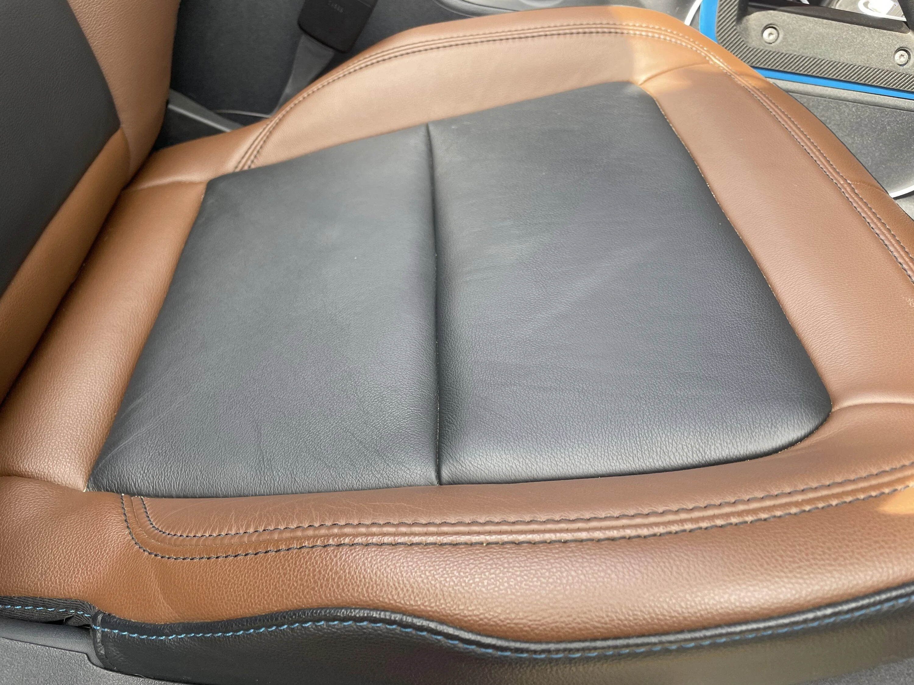 Ford Bronco Leather seats and water / rain C0E6FFA0-5878-4F02-B358-999363746FD0