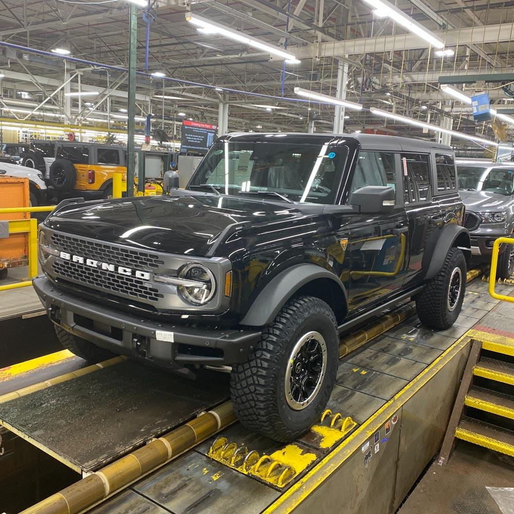 Ford Bronco 06/27/22  Build week group image